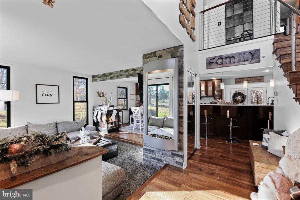 243 JEFFERSON AVENUE