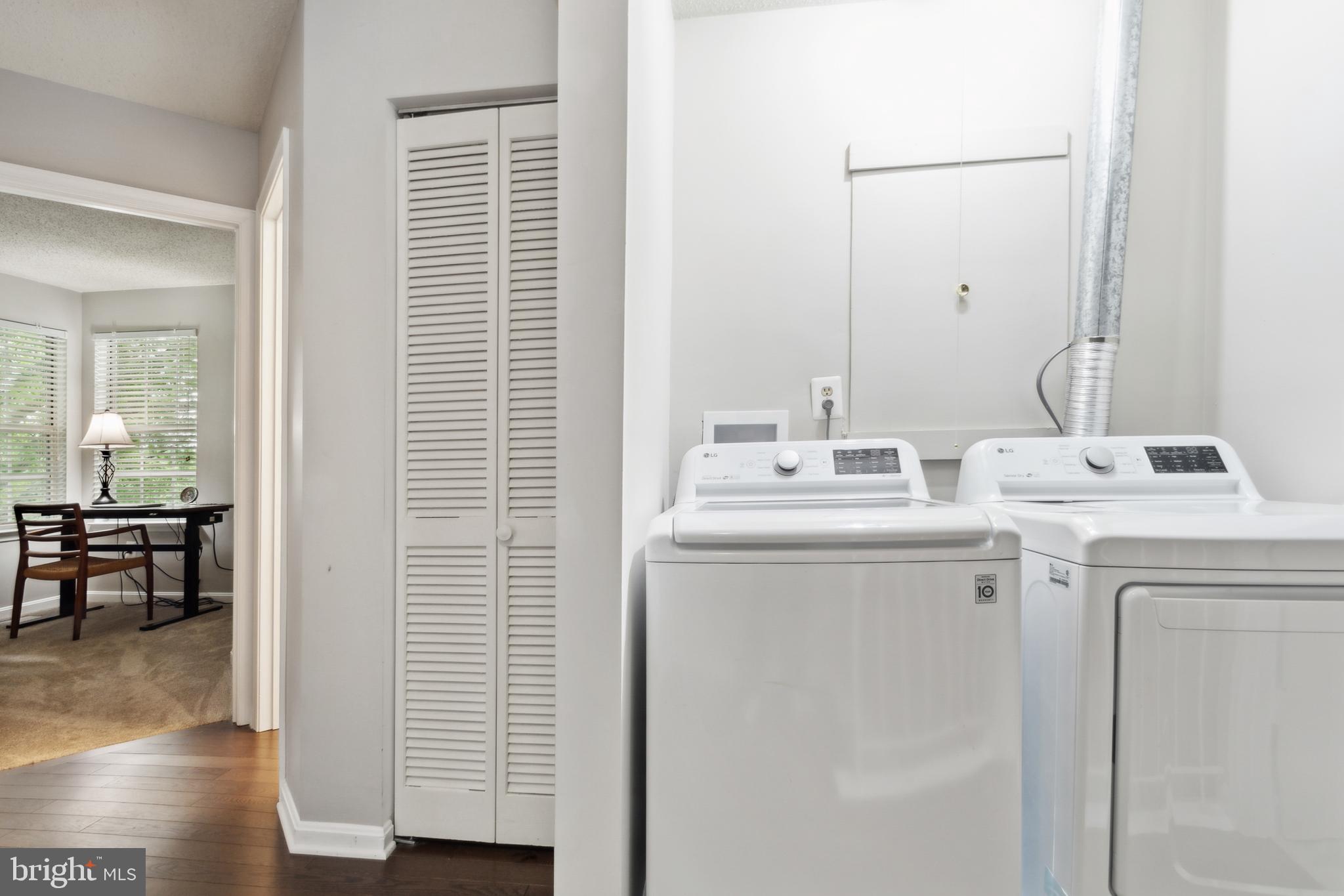 DORSEY HALL - Residential