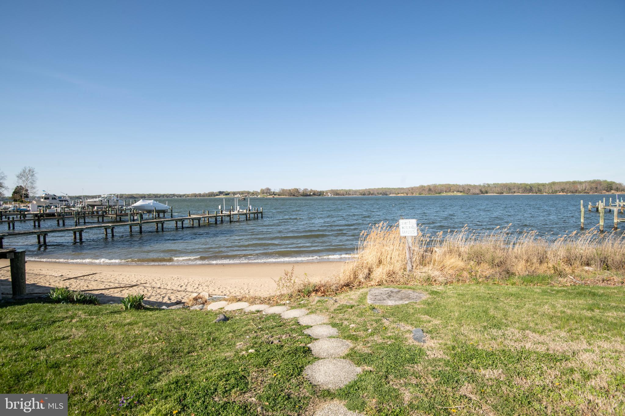 LOCH HAVEN - Residential