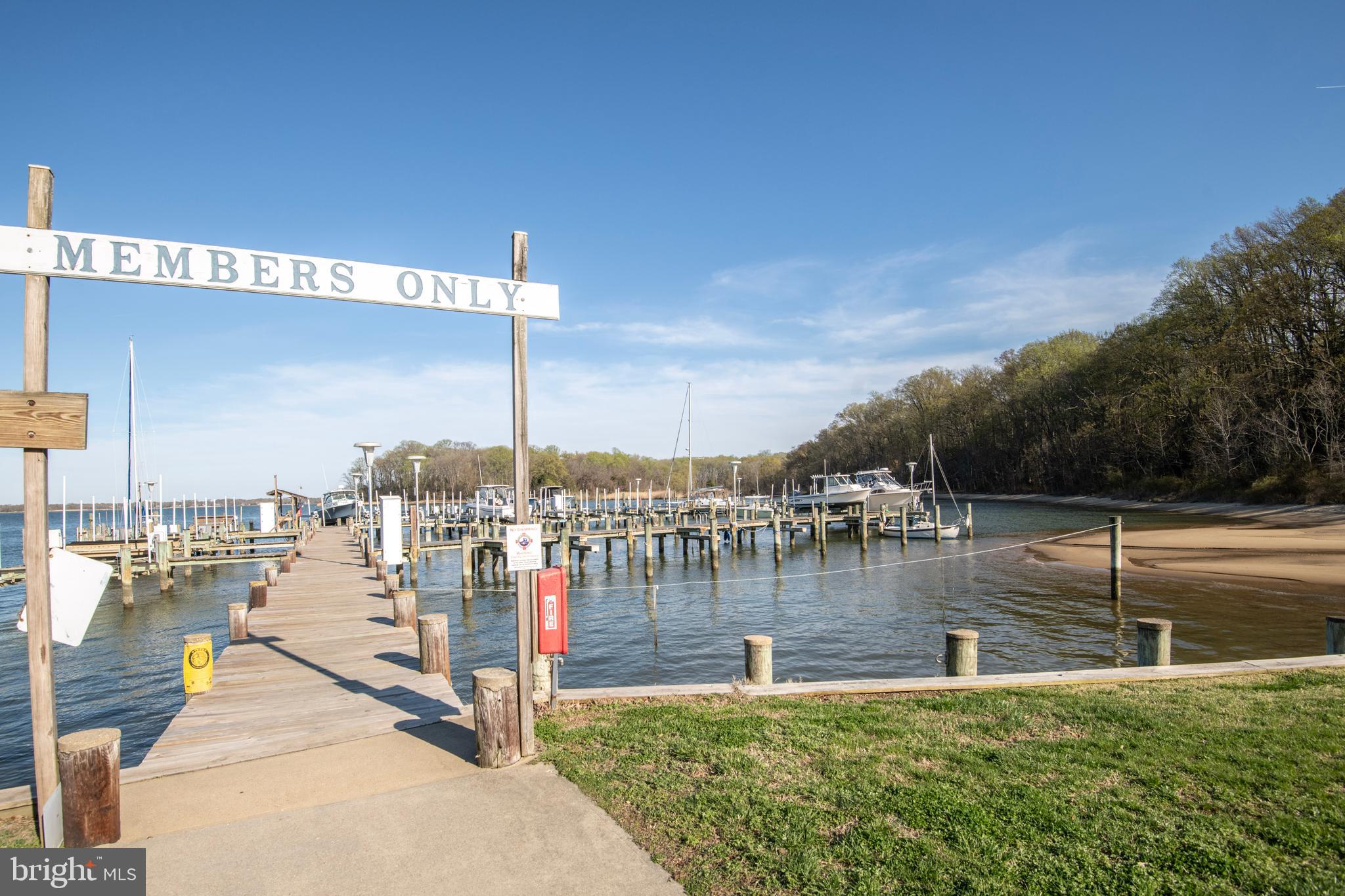 LOCH HAVEN - Residential