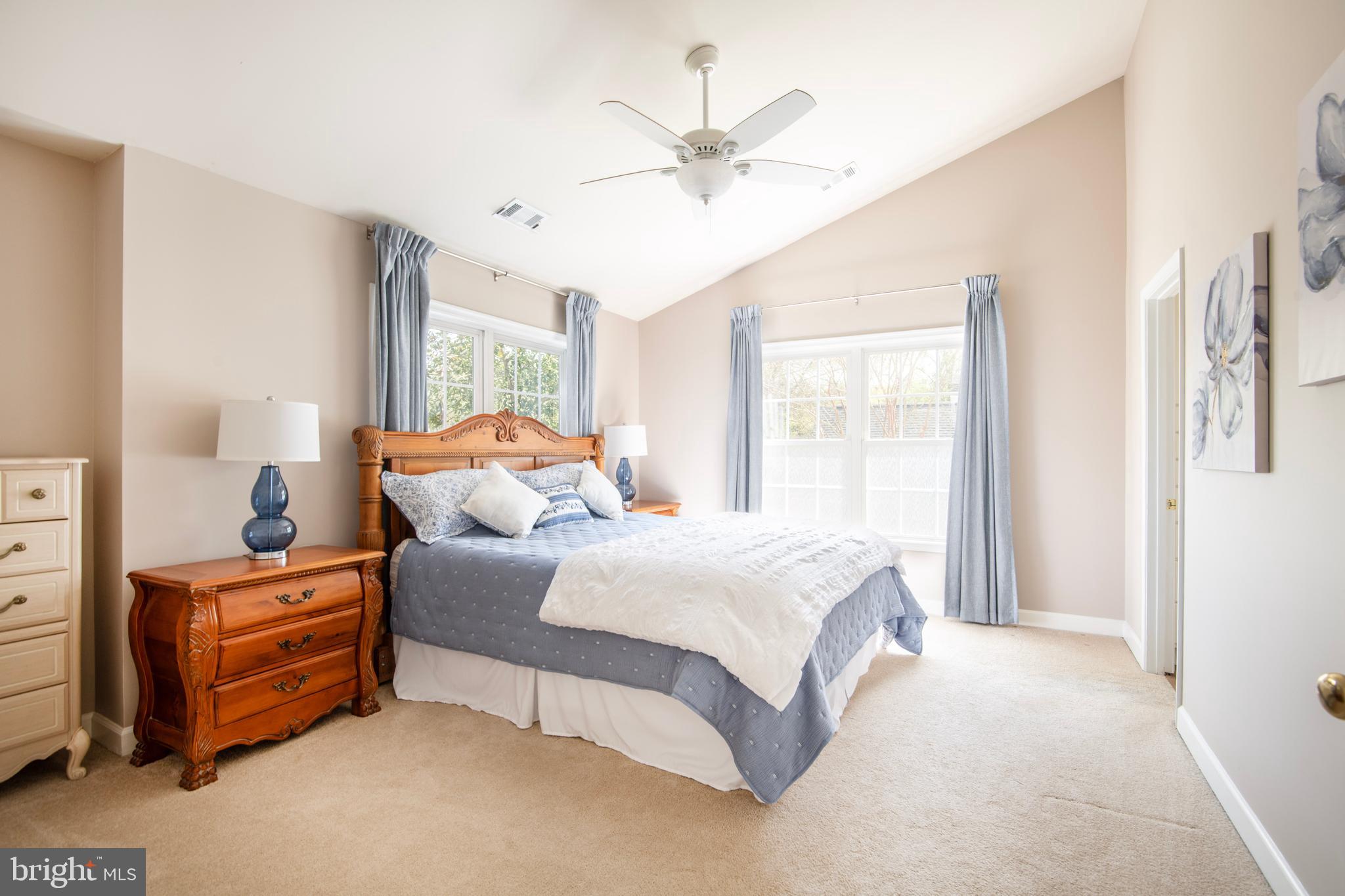 LOCH HAVEN - Residential