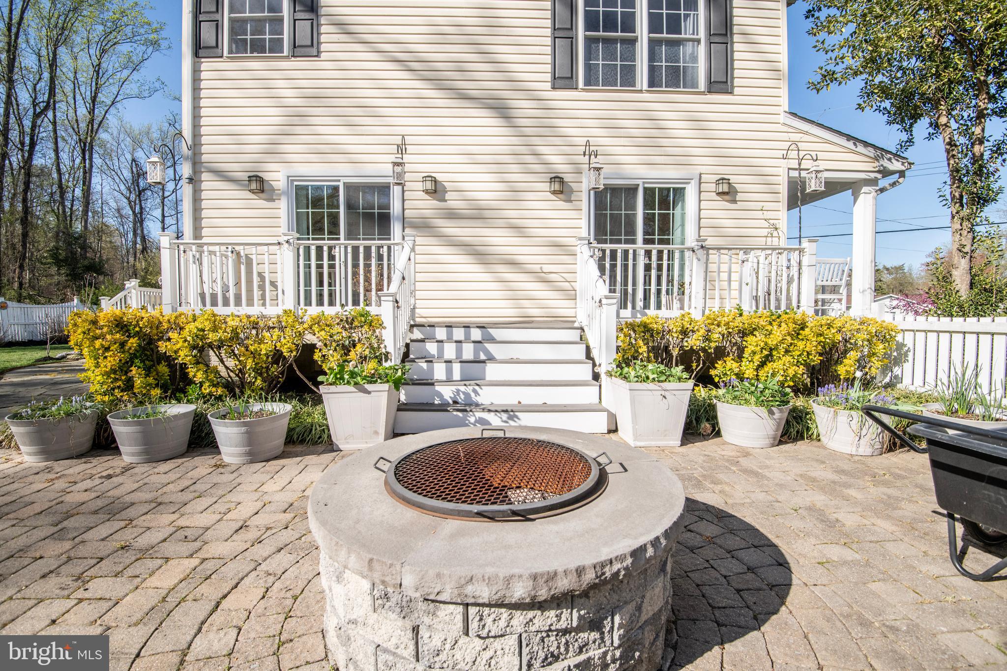 LOCH HAVEN - Residential