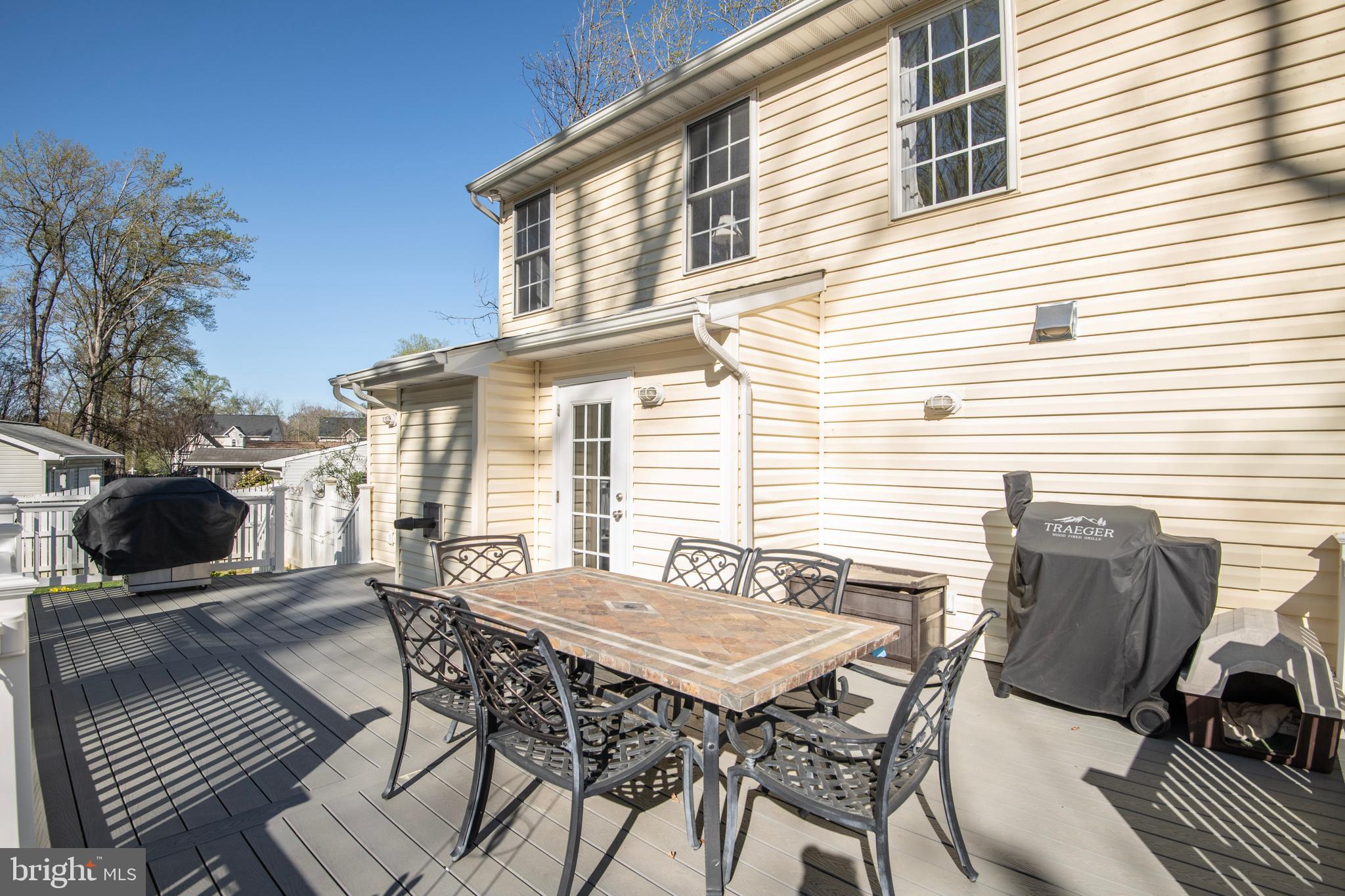 LOCH HAVEN - Residential