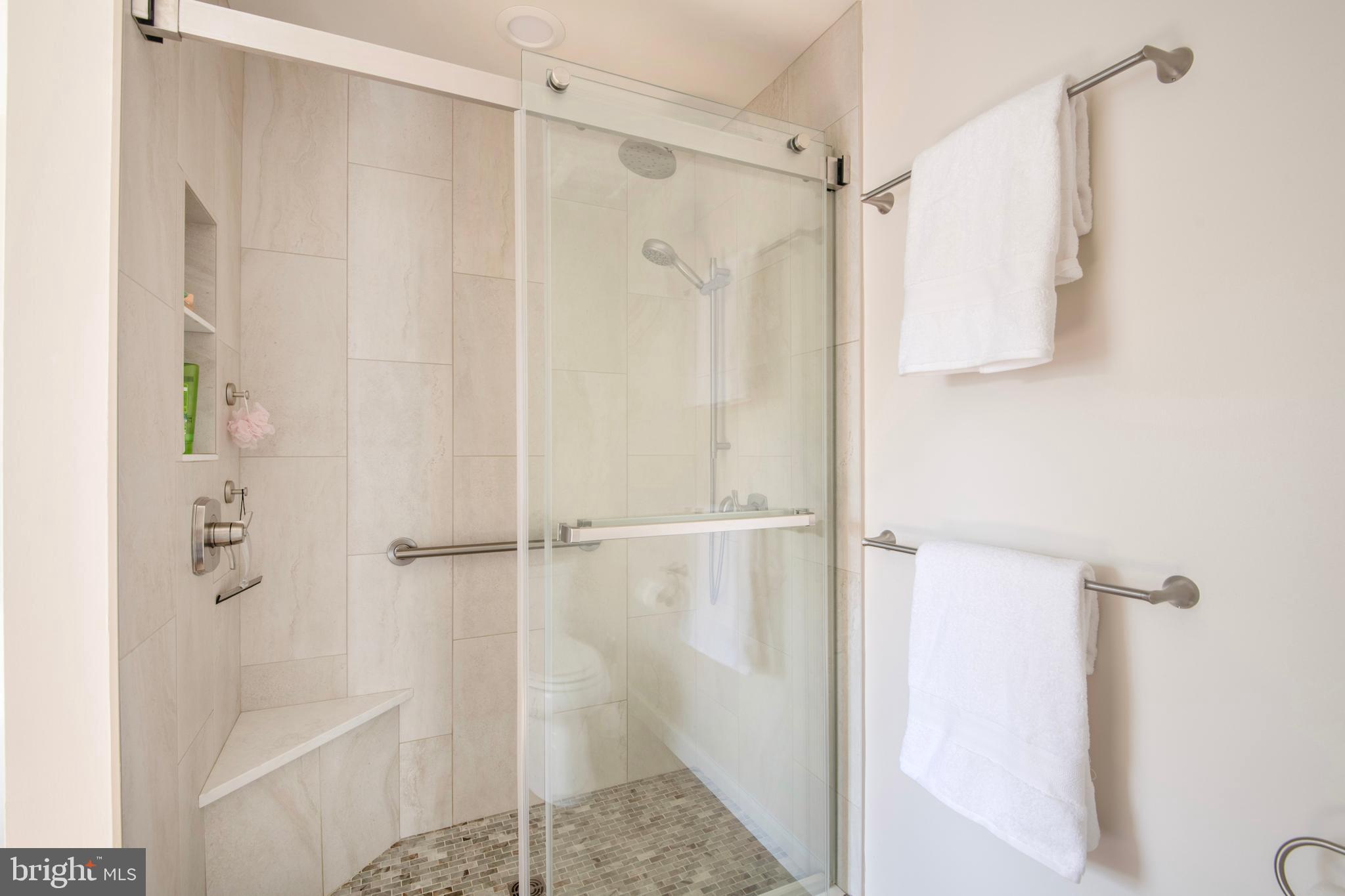 LOCH HAVEN - Residential