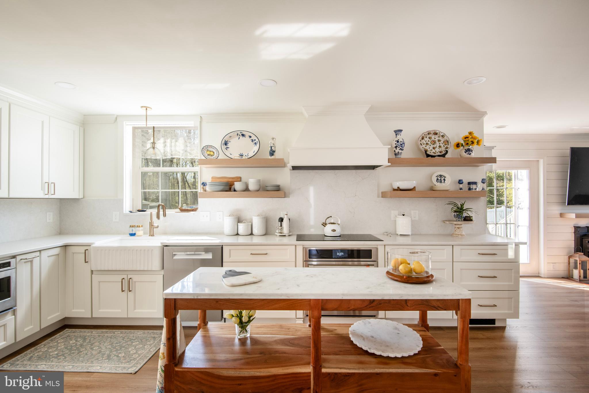 LOCH HAVEN - Residential