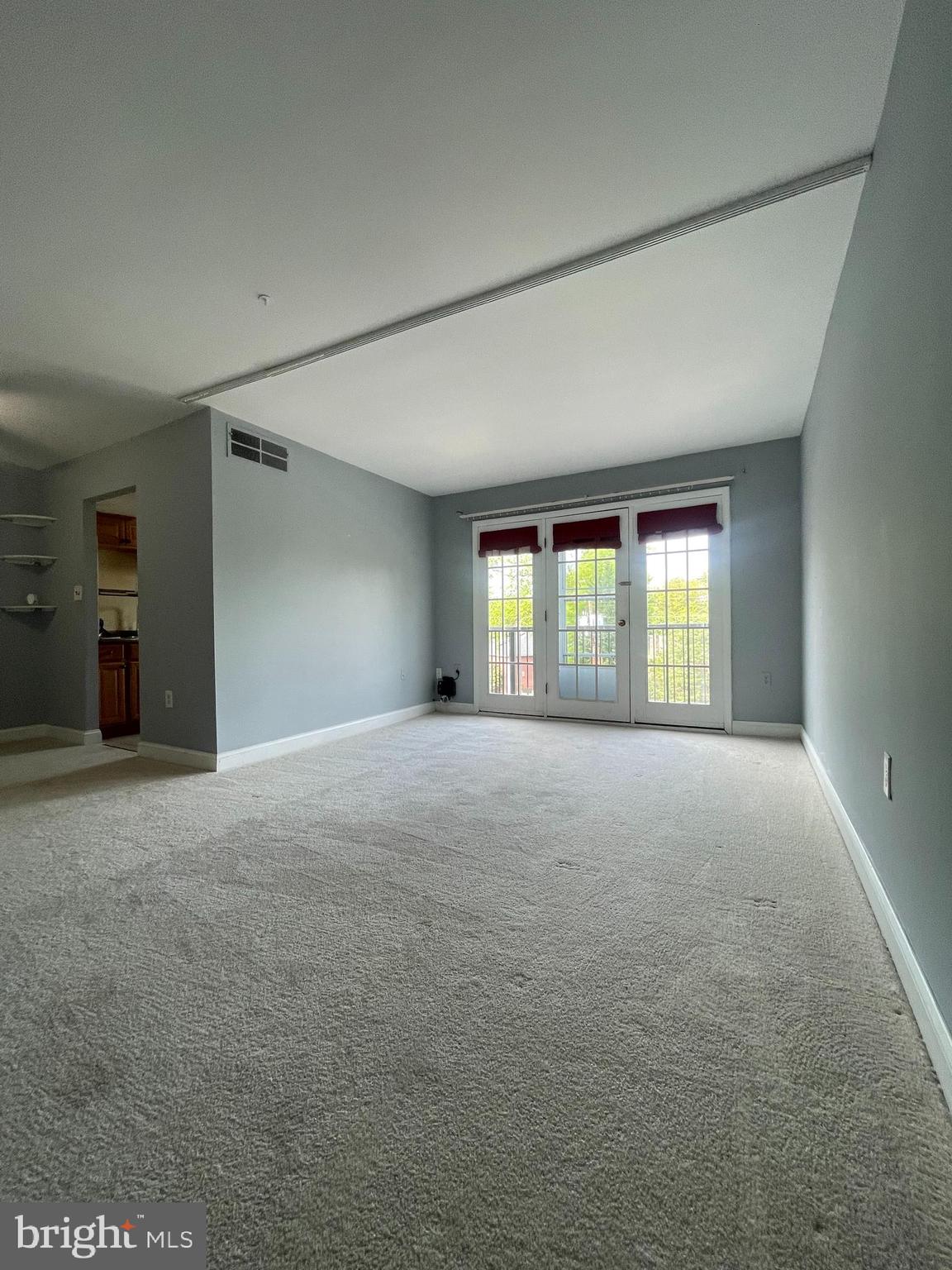 FOXCROFT COLONY - Residential Lease