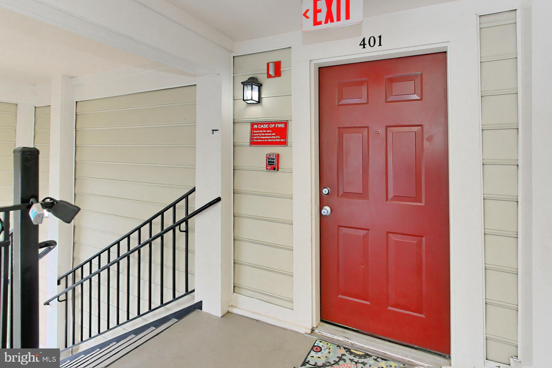 QUAKER HILL CONDOMINIUM - Residential