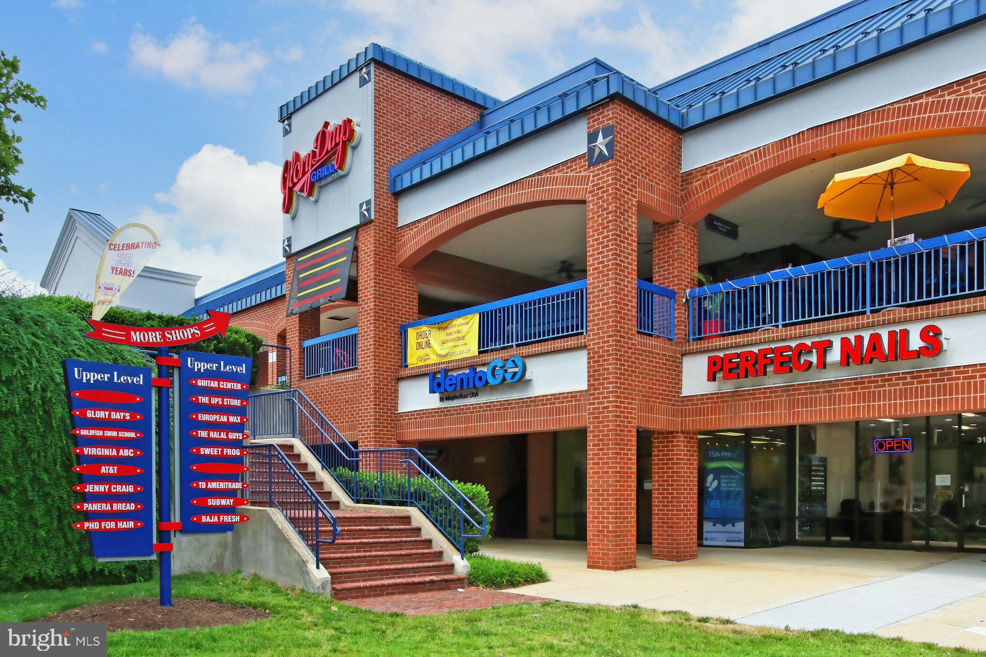 QUAKER HILL CONDOMINIUM - Residential