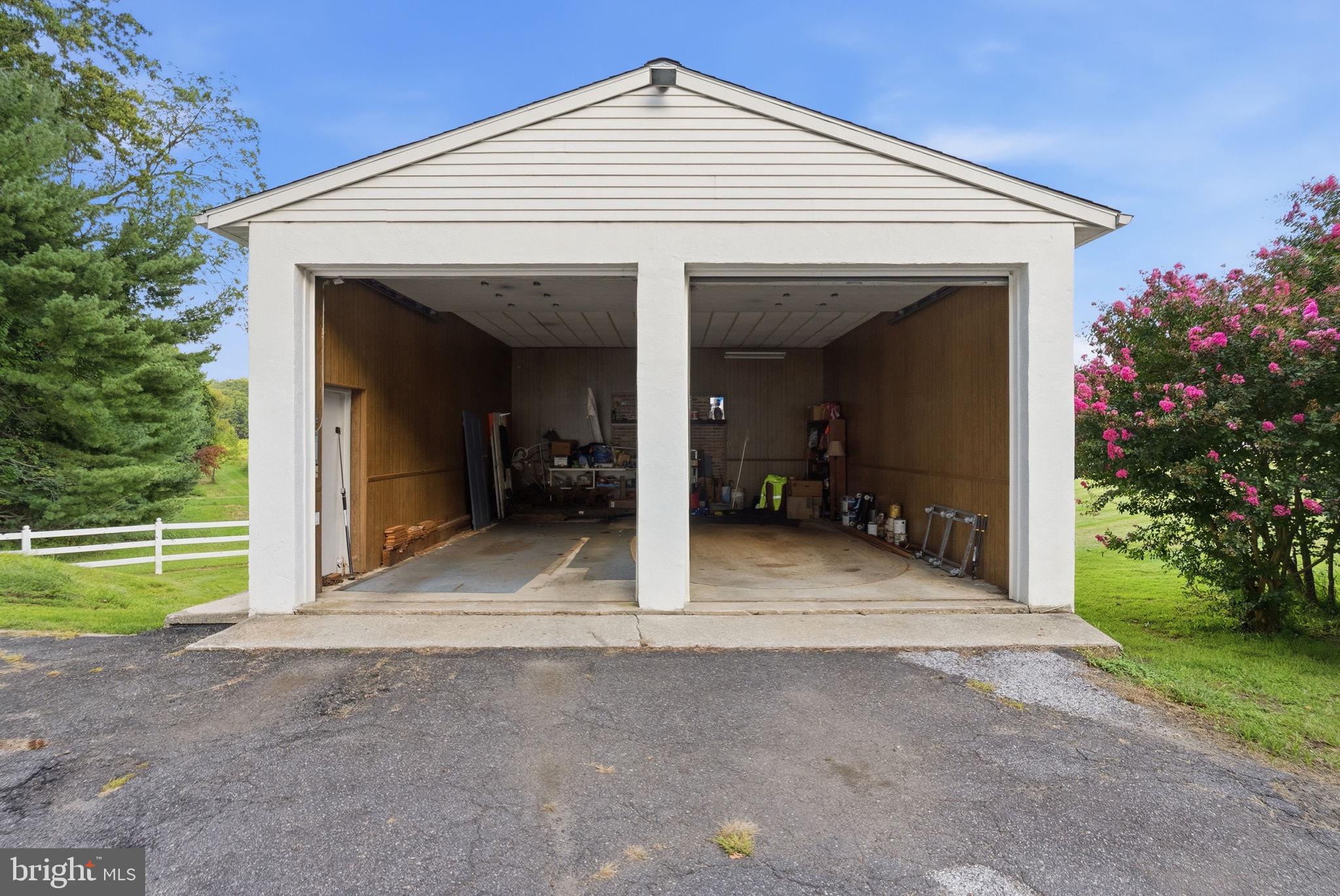 1395 S CONCORD ROAD