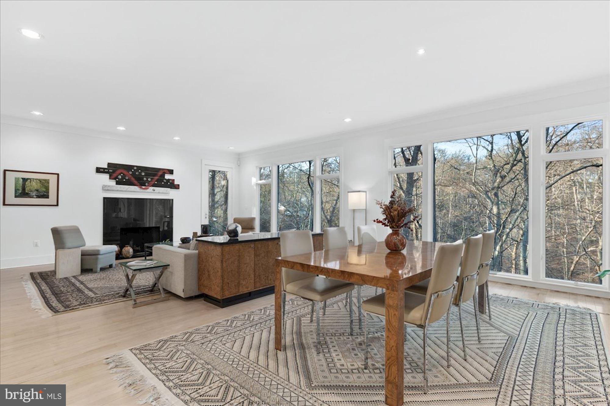 FOREST HILLS - Residential