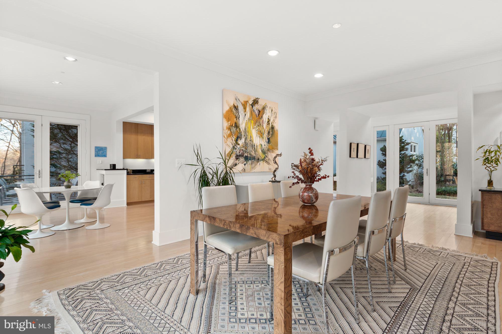 FOREST HILLS - Residential