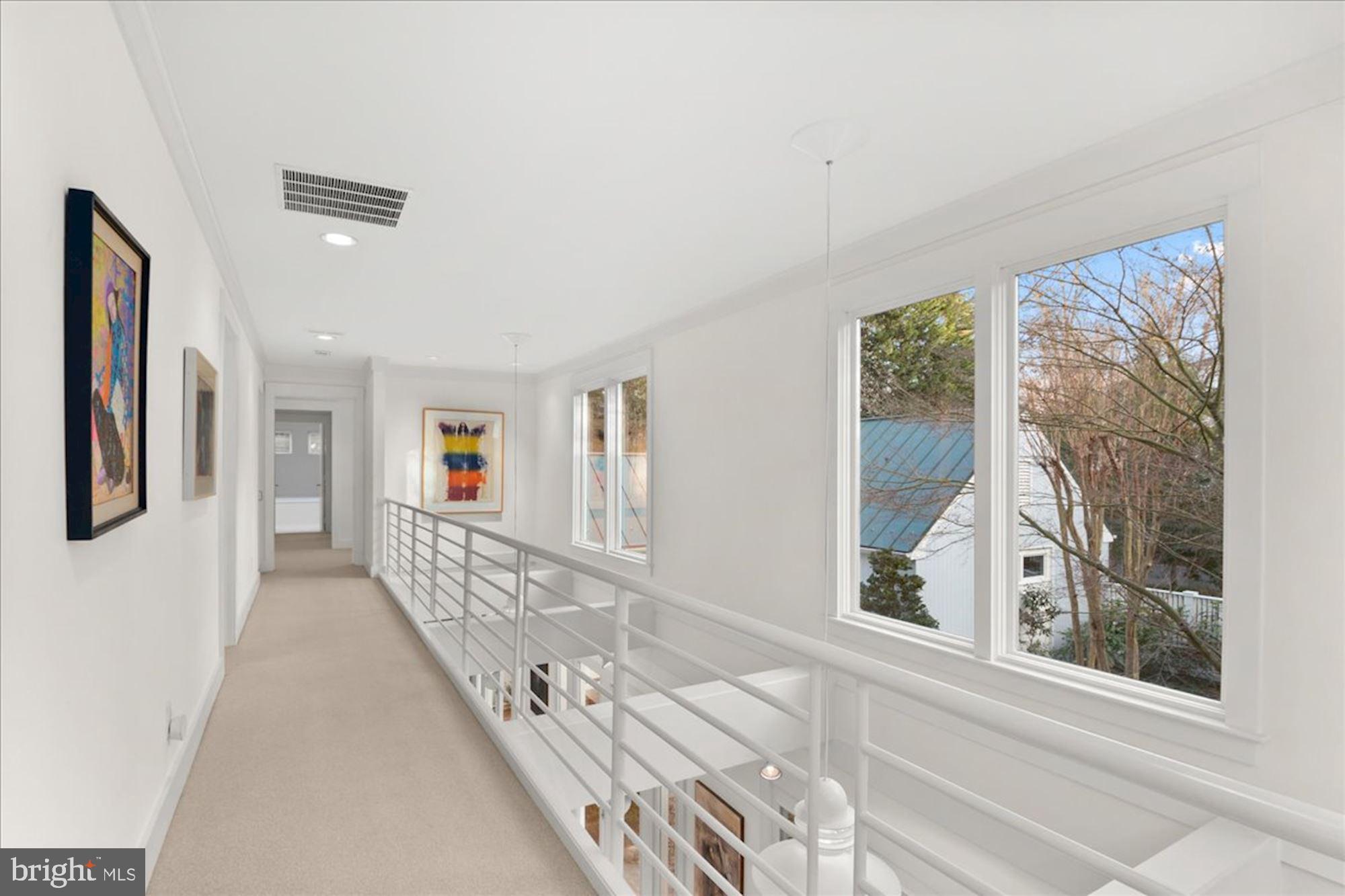 FOREST HILLS - Residential
