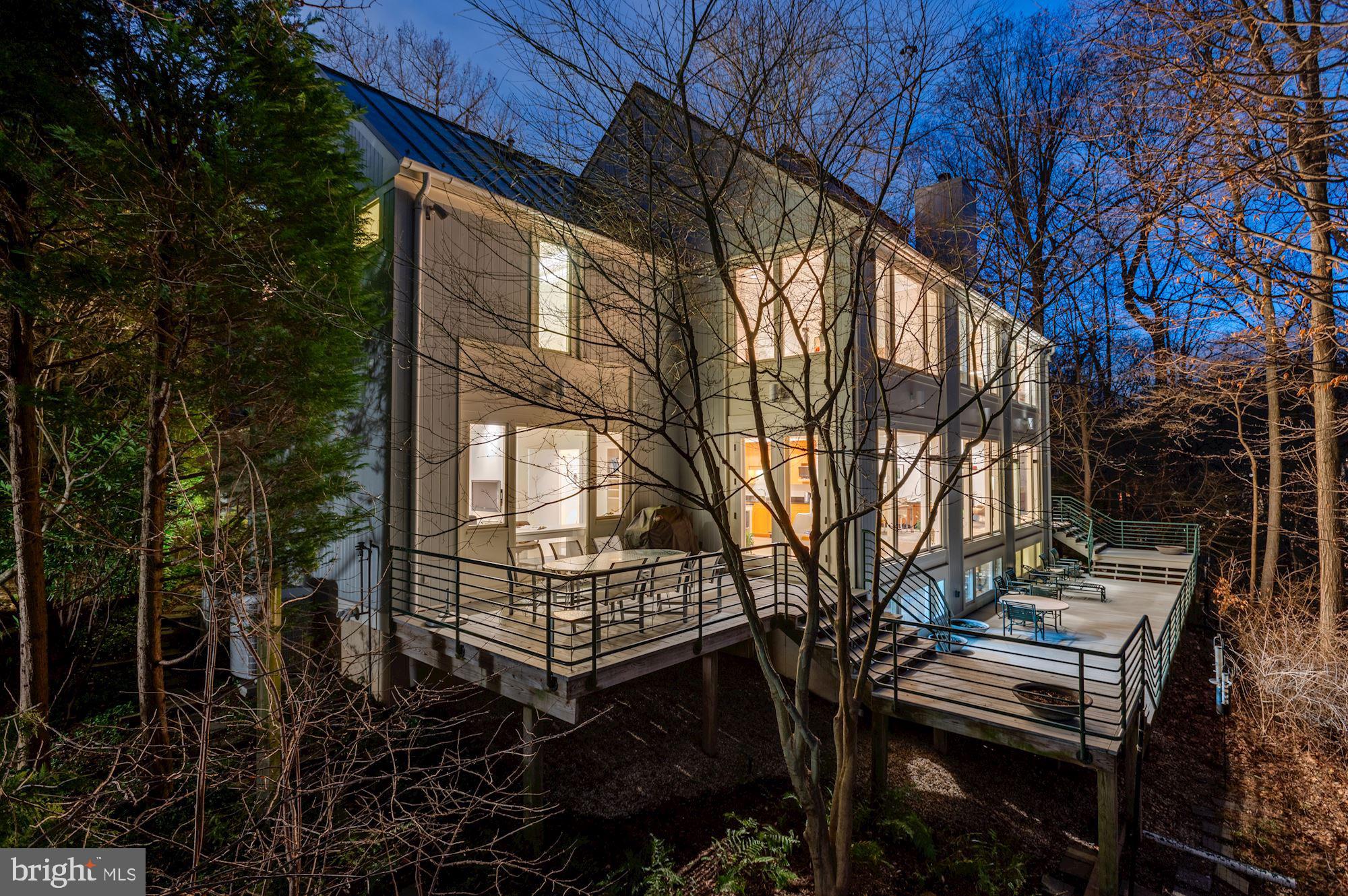 FOREST HILLS - Residential