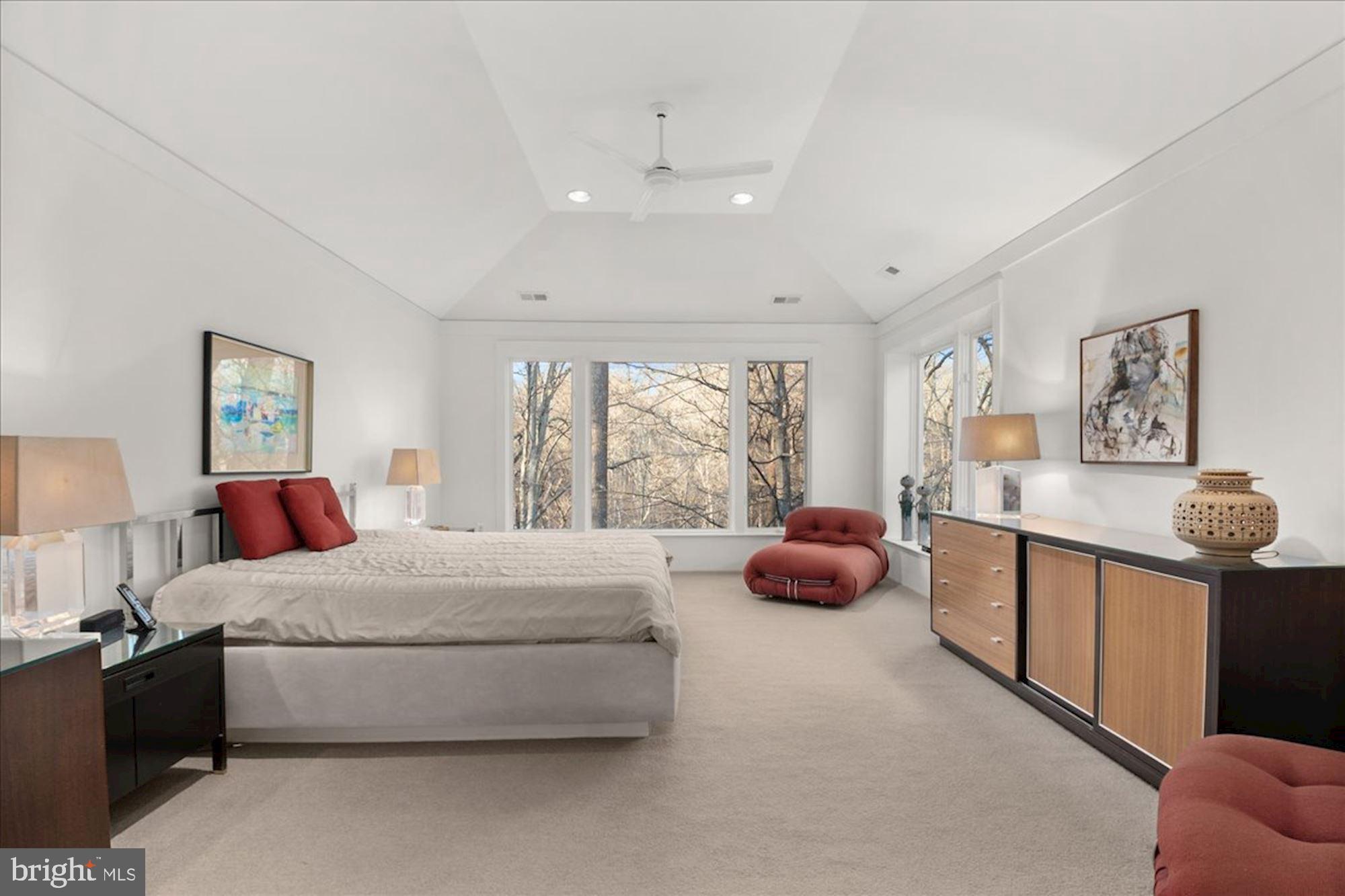 FOREST HILLS - Residential