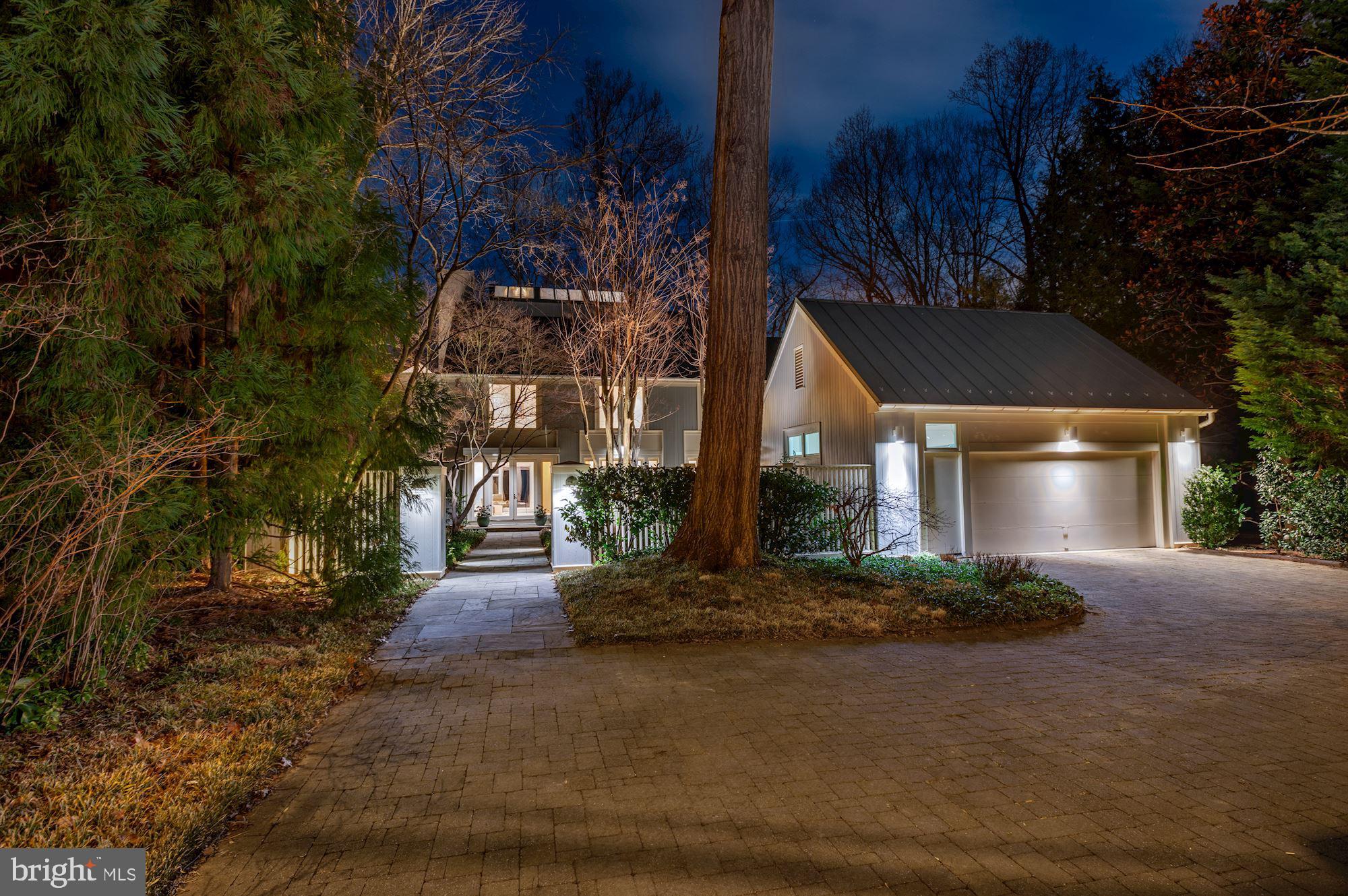 FOREST HILLS - Residential