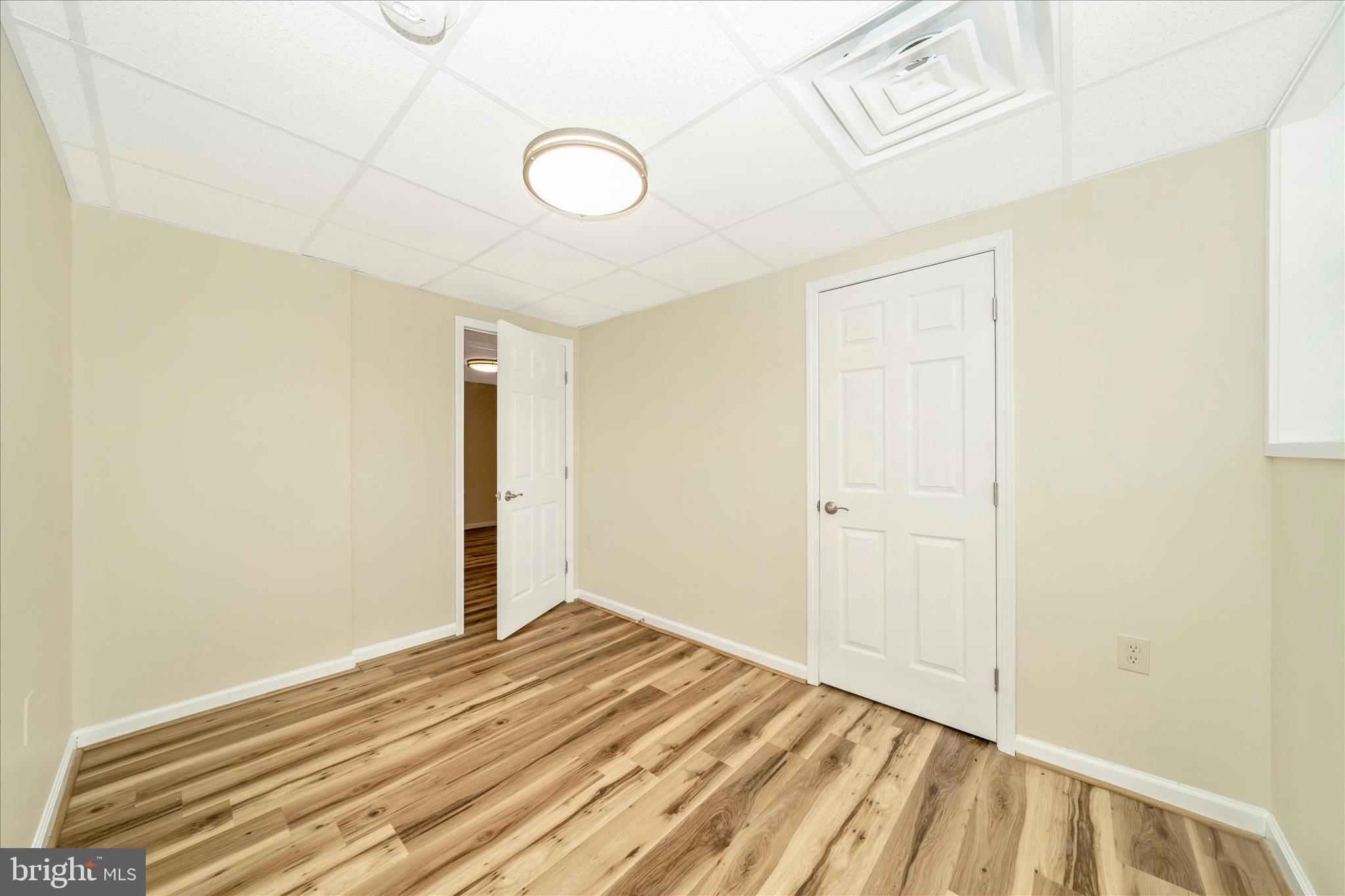 ROLLING MEADOWS - Residential