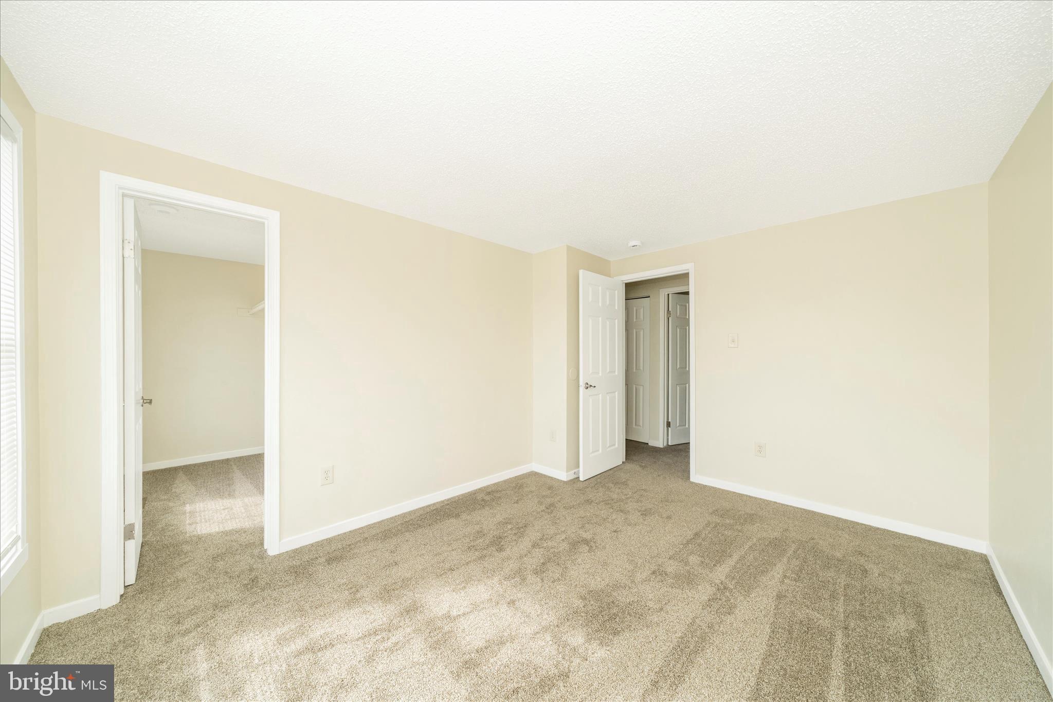 ROLLING MEADOWS - Residential