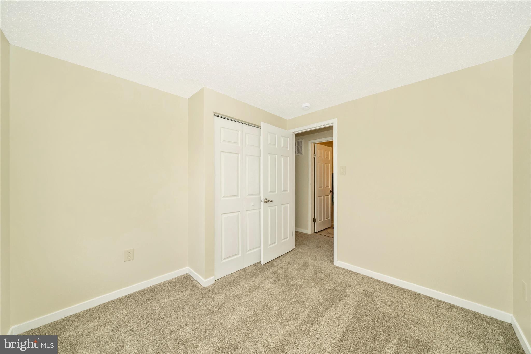 ROLLING MEADOWS - Residential