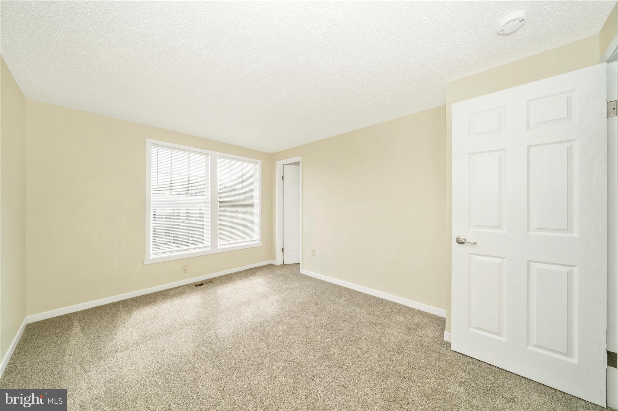 ROLLING MEADOWS - Residential