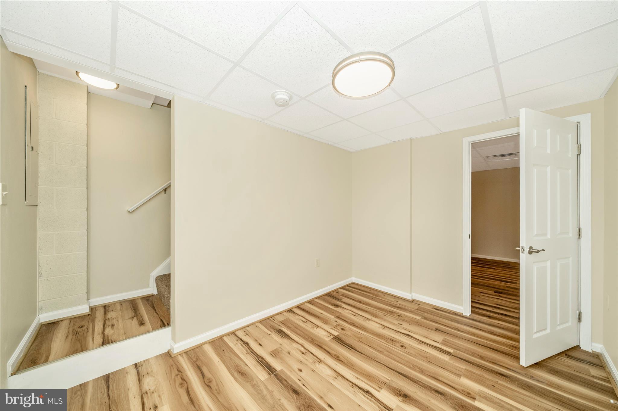 ROLLING MEADOWS - Residential