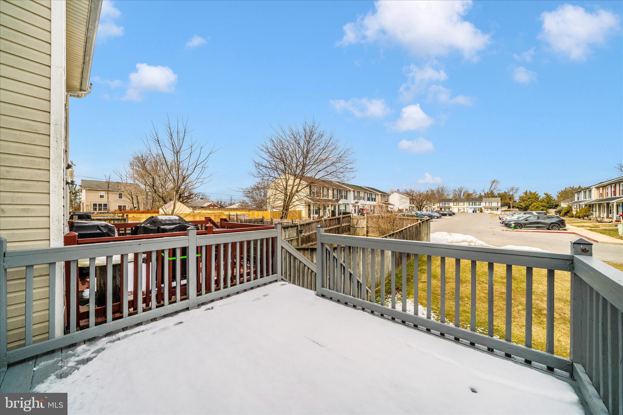 ROLLING MEADOWS - Residential