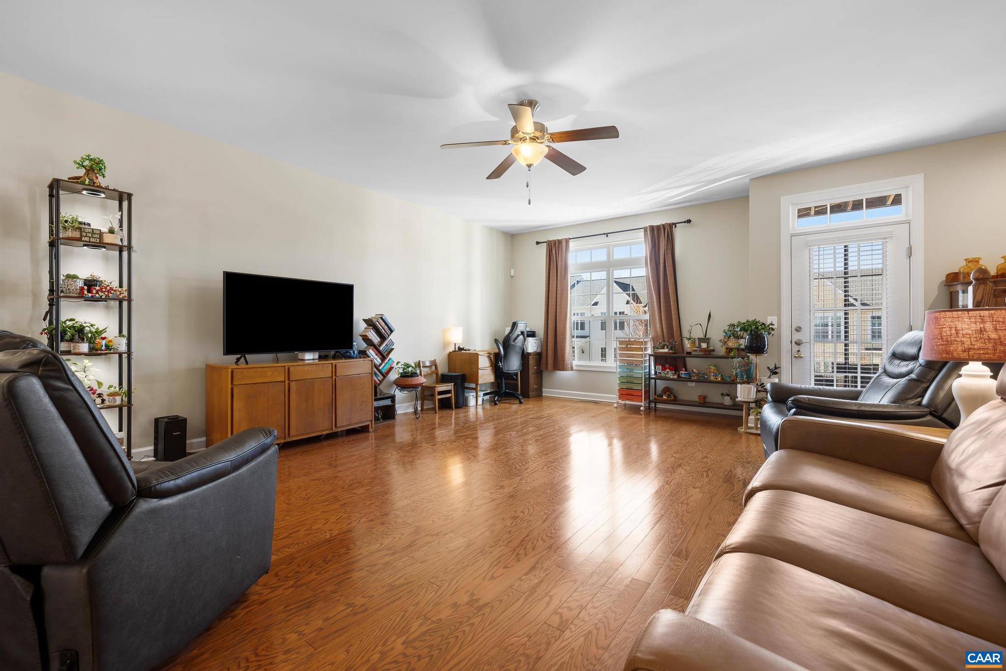 PAVILIONS AT PANTOPS - Residential