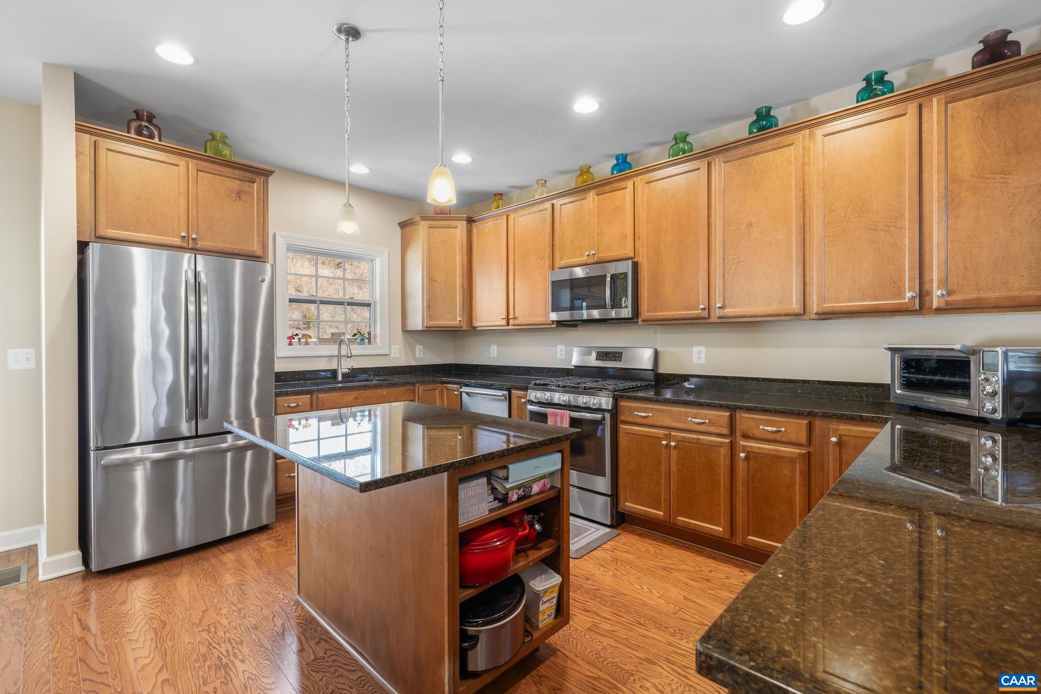 PAVILIONS AT PANTOPS - Residential