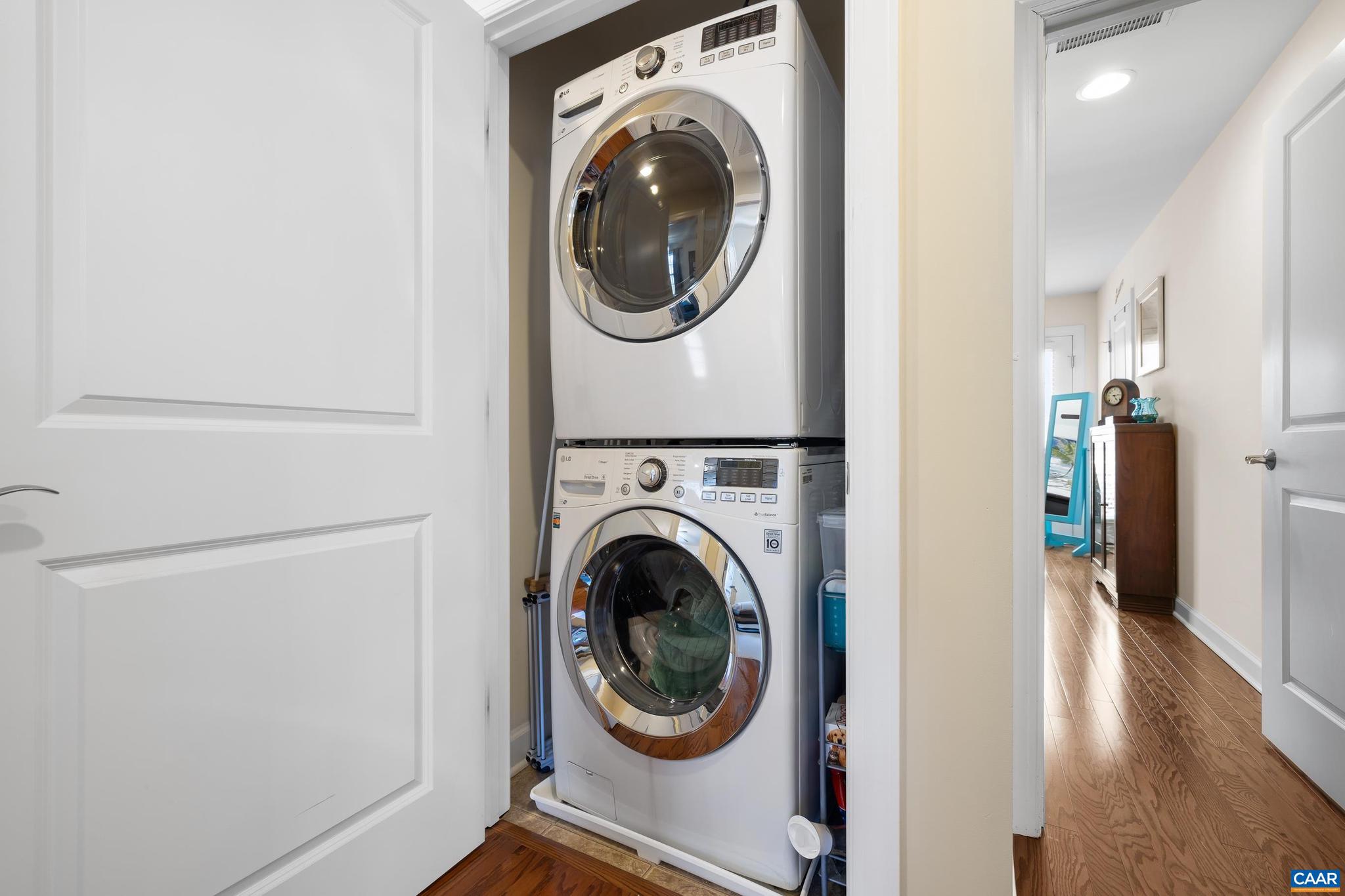 PAVILIONS AT PANTOPS - Residential