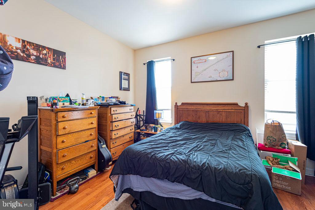 POINT BREEZE - Residential Lease