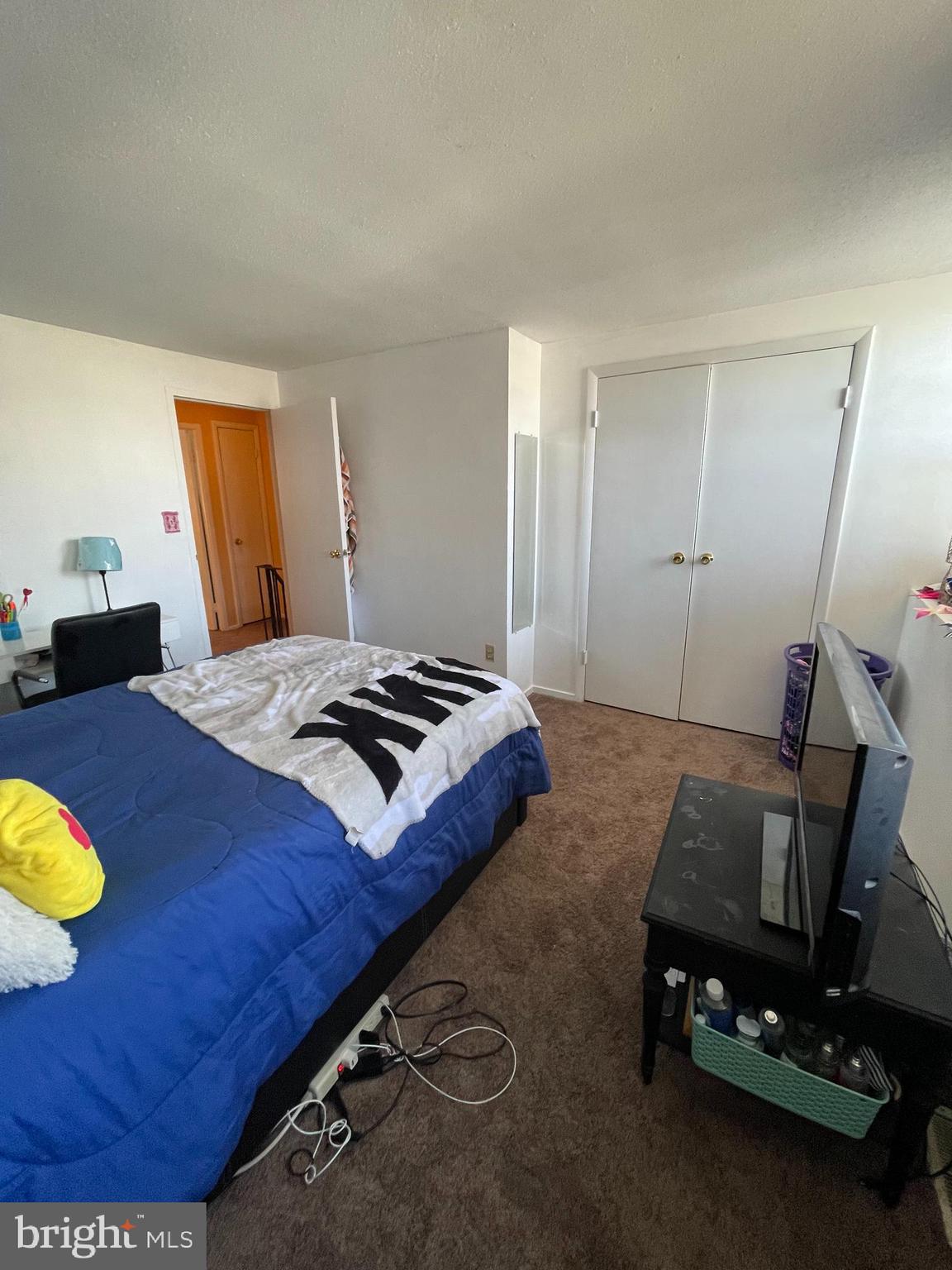 WINDMILL SQUARE - Residential