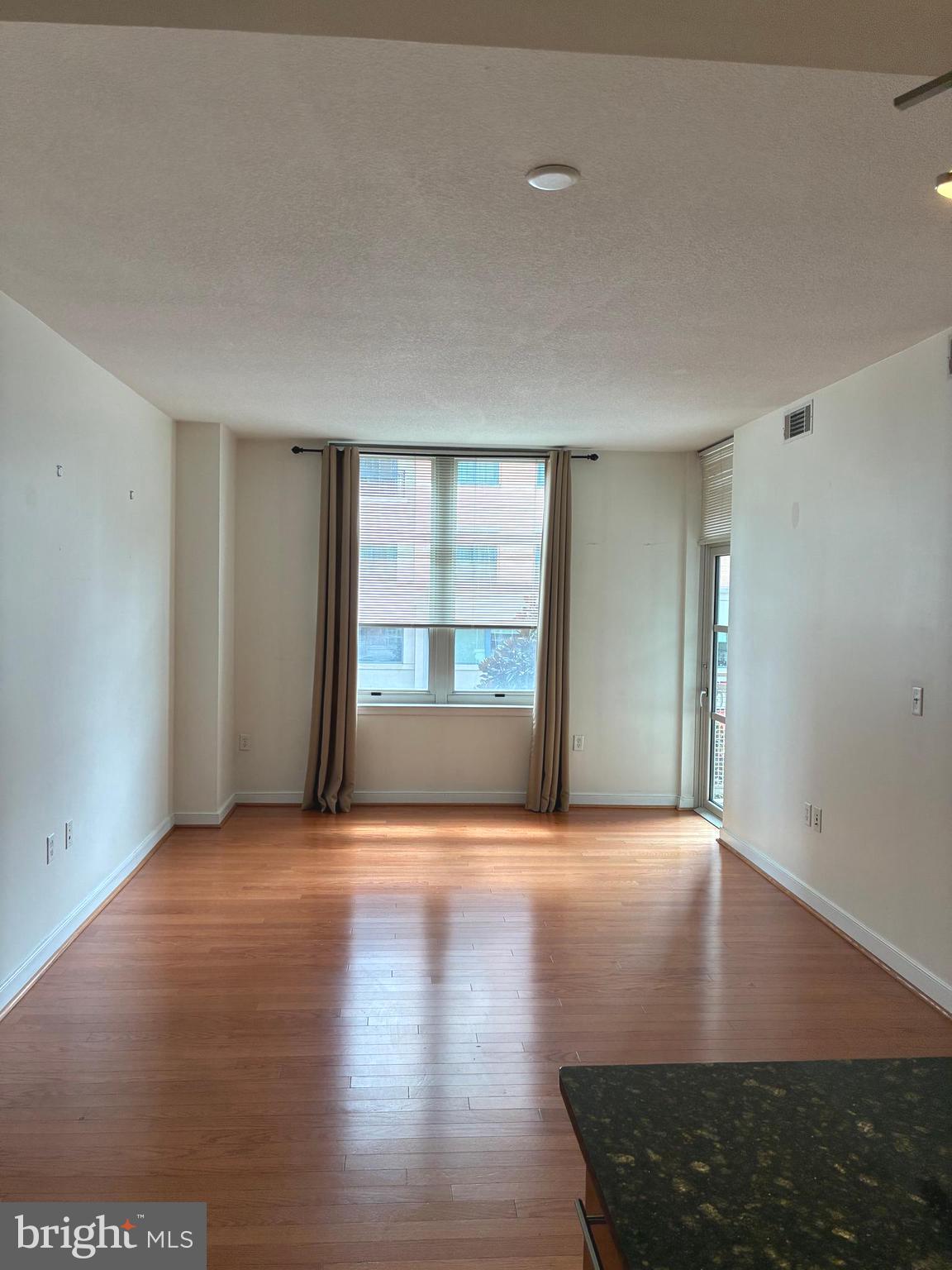 FLEET STREET CONDOMINIUMS - Residential Lease