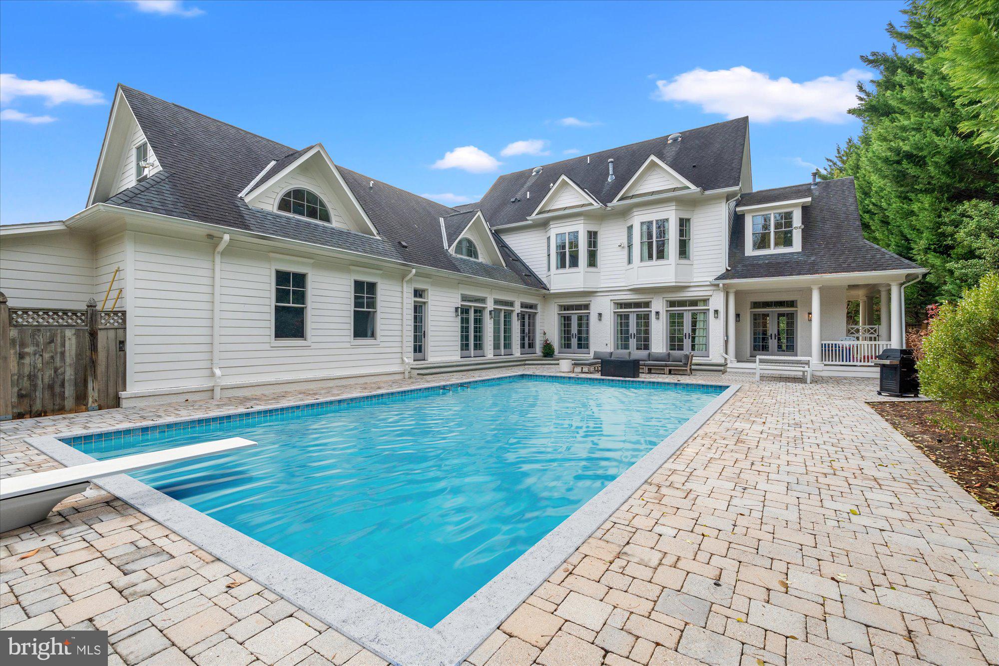 BRADLEY HILLS - Residential Lease