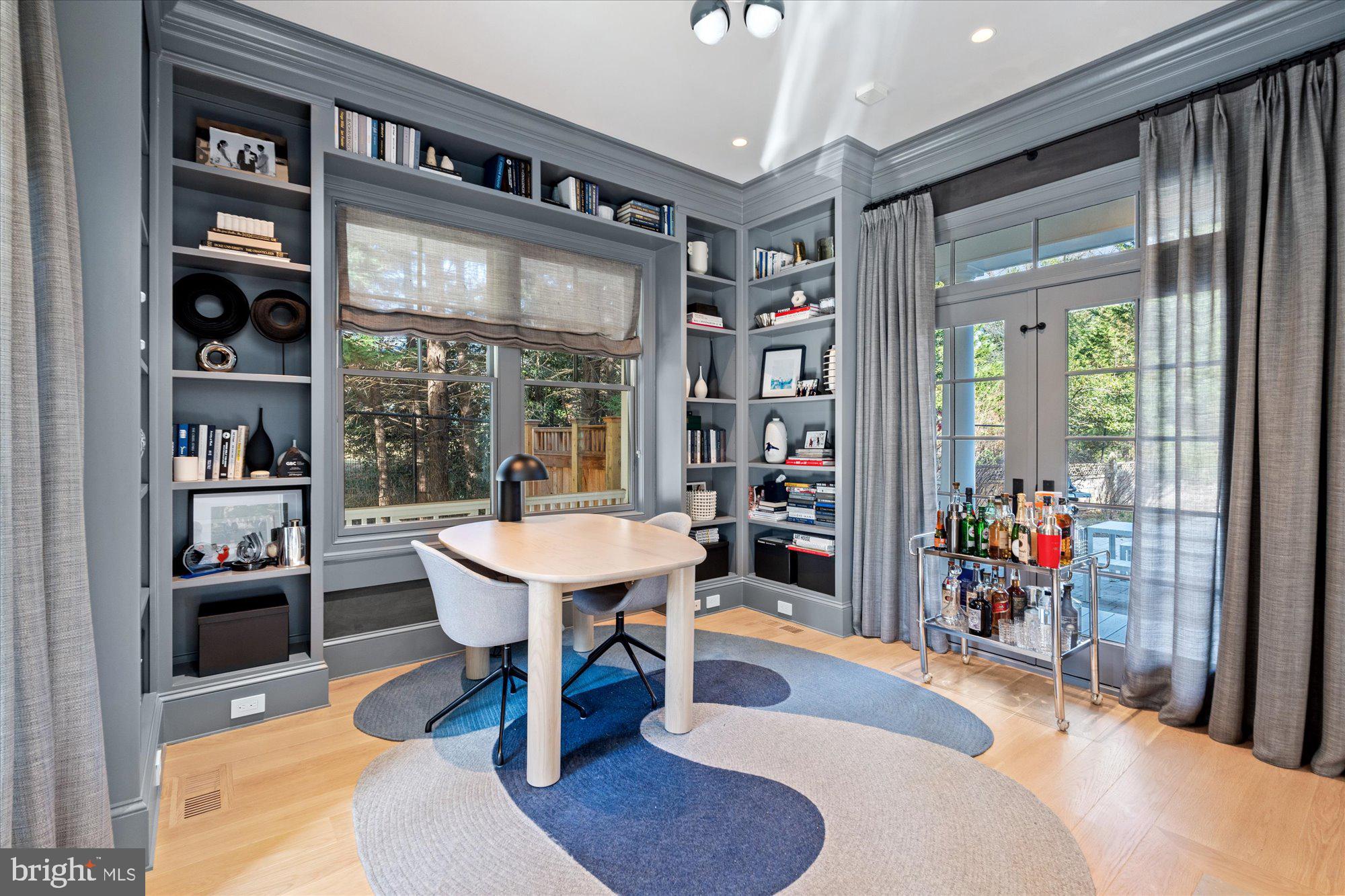 BRADLEY HILLS - Residential Lease