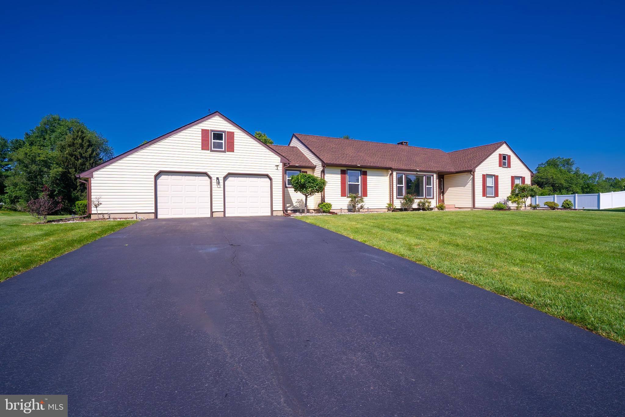 5 GLENGARRY WAY