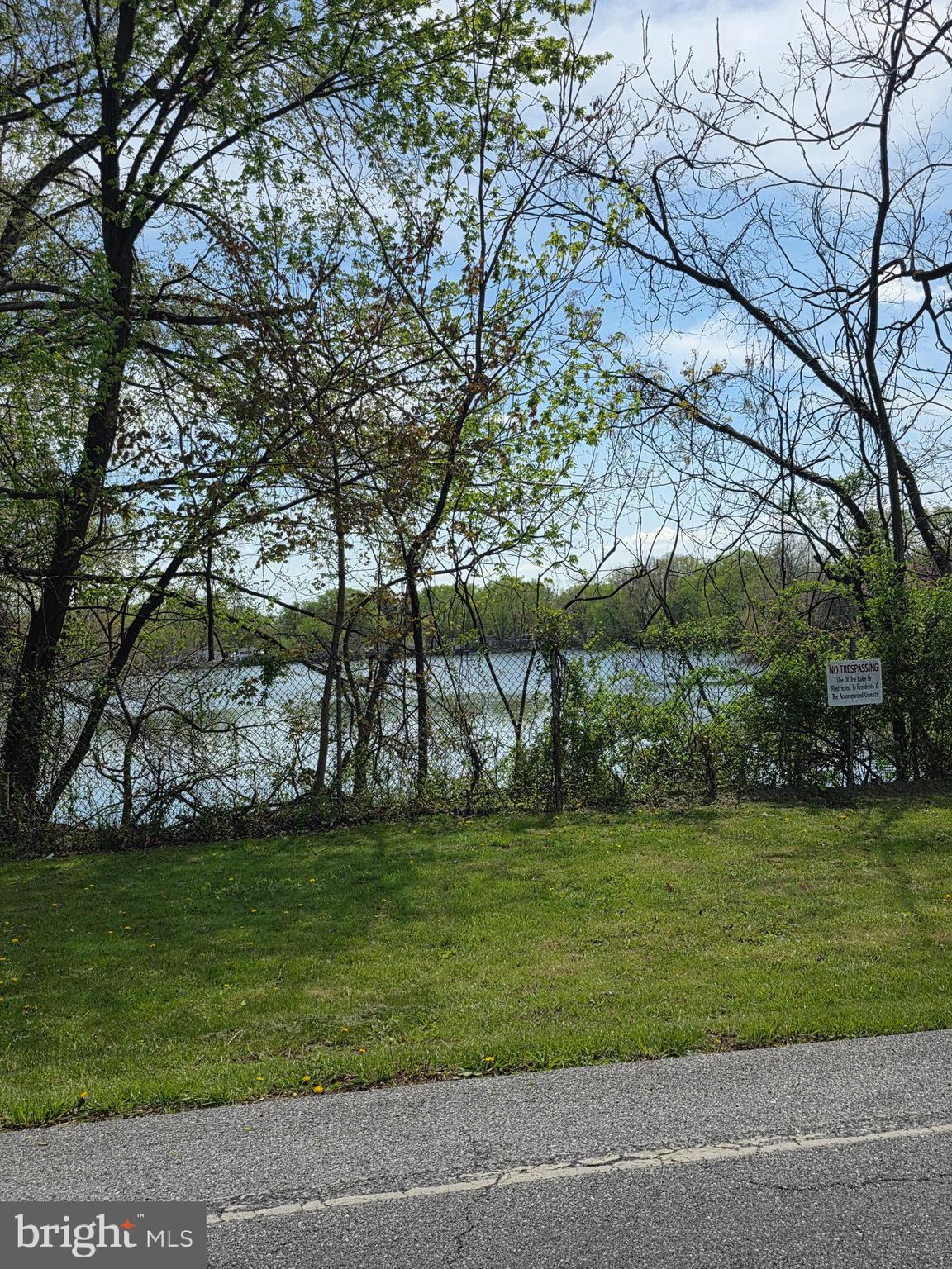 LISA LAKE MBH PARK - Residential