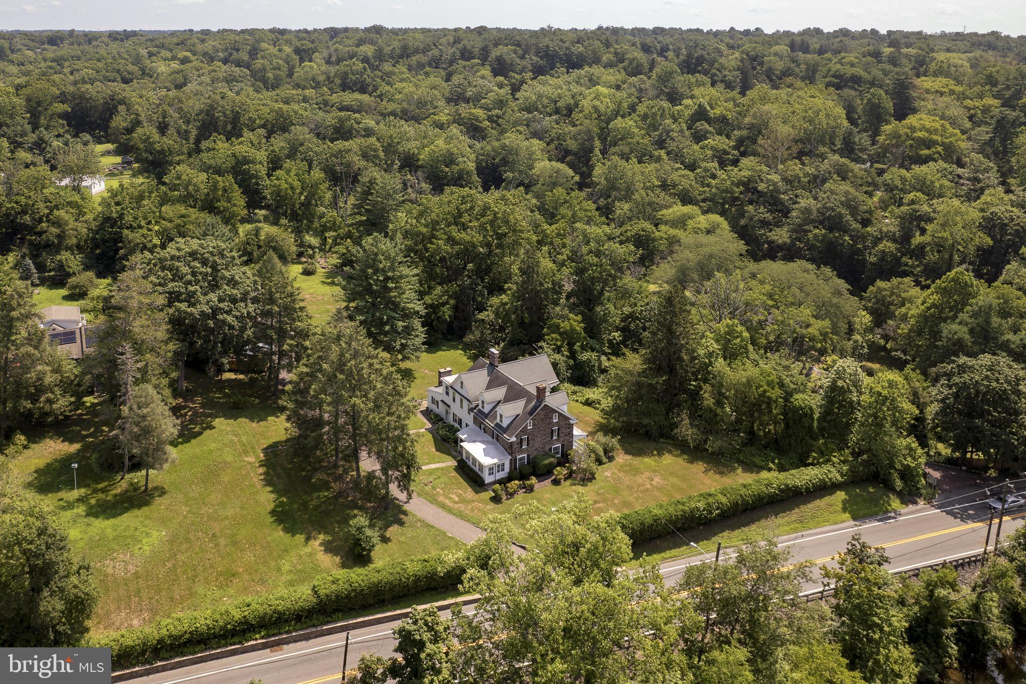 1206 RIVER ROAD