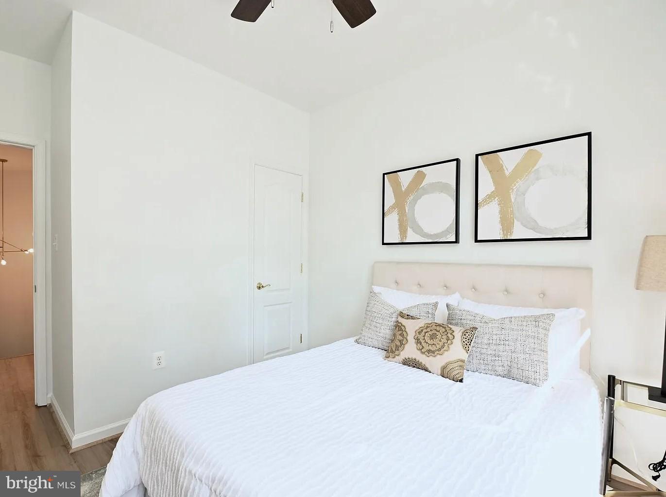 THE TOWNES AT VILLAGE PLACE - Residential