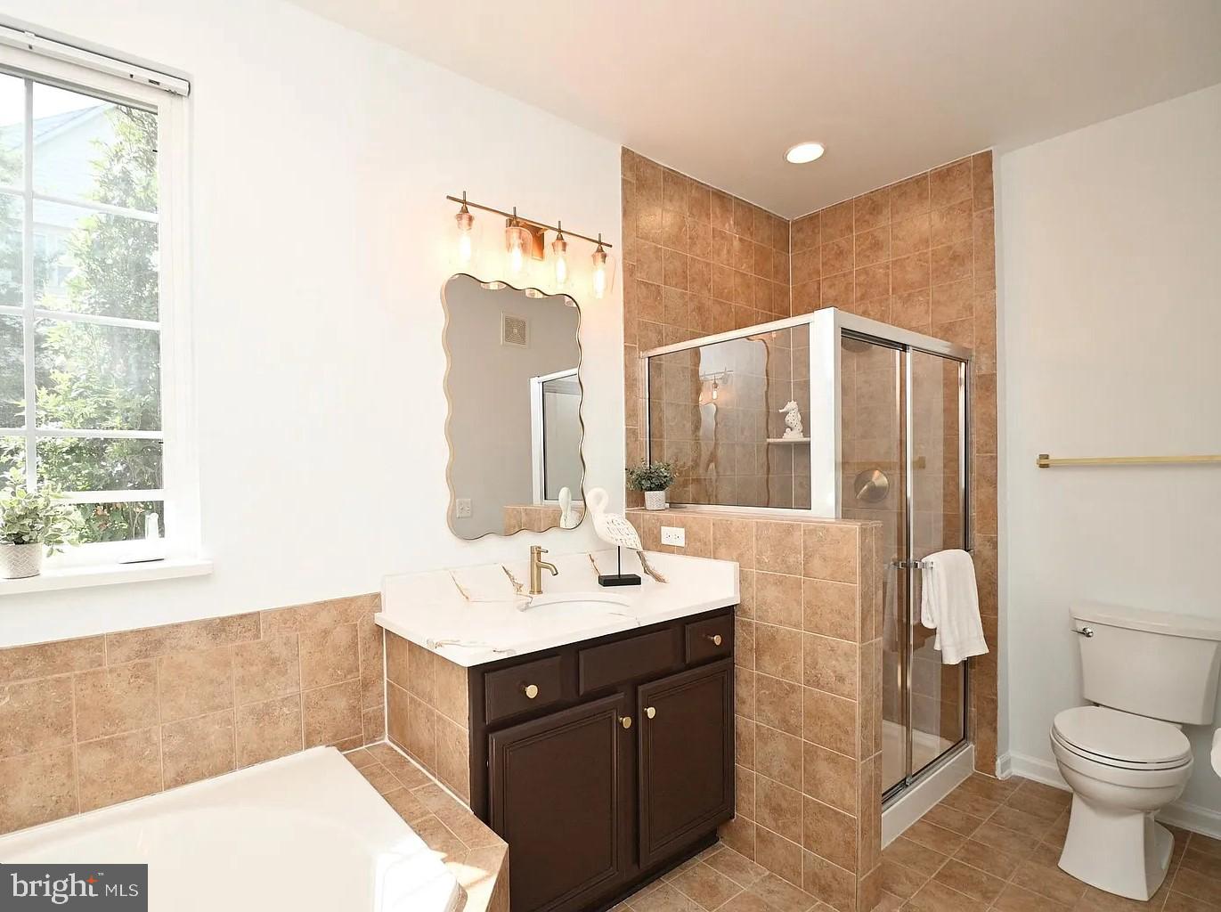 THE TOWNES AT VILLAGE PLACE - Residential