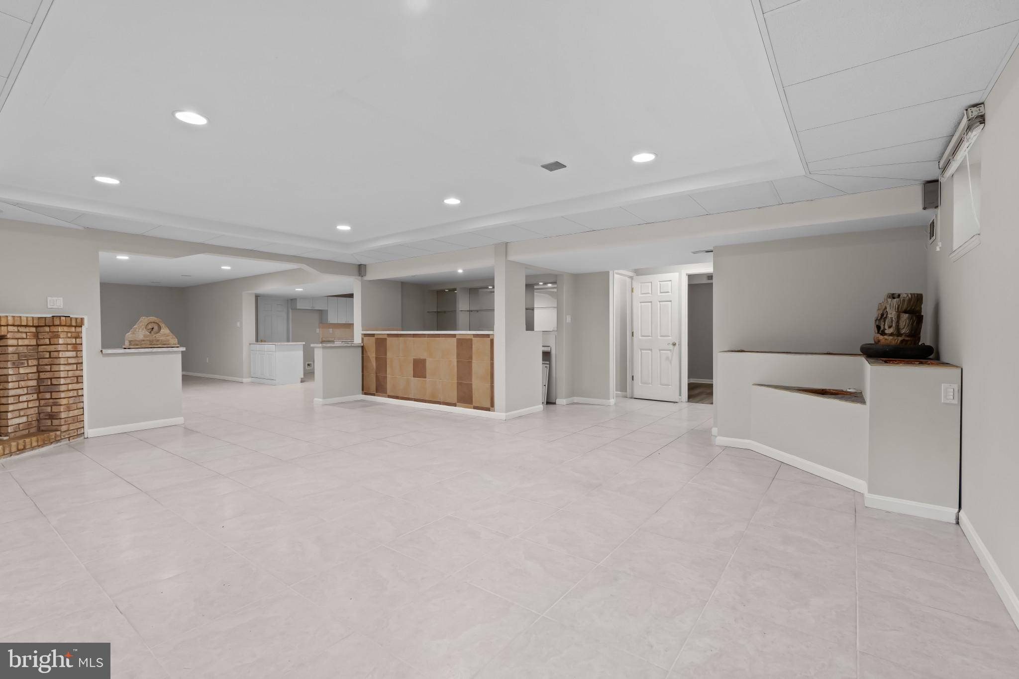 VALLEY VIEW - Residential