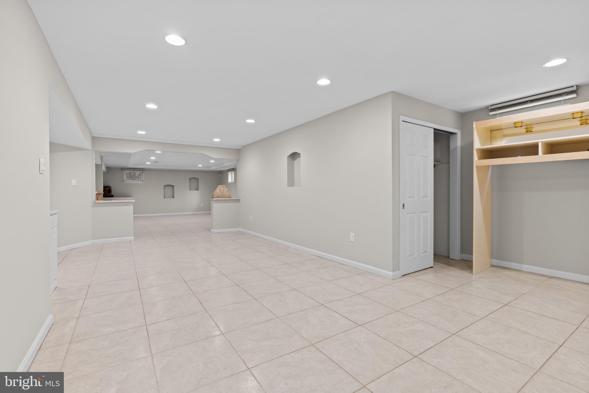 VALLEY VIEW - Residential