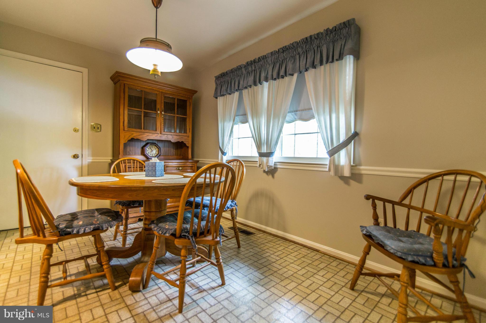 STONEWALL MANOR - Residential