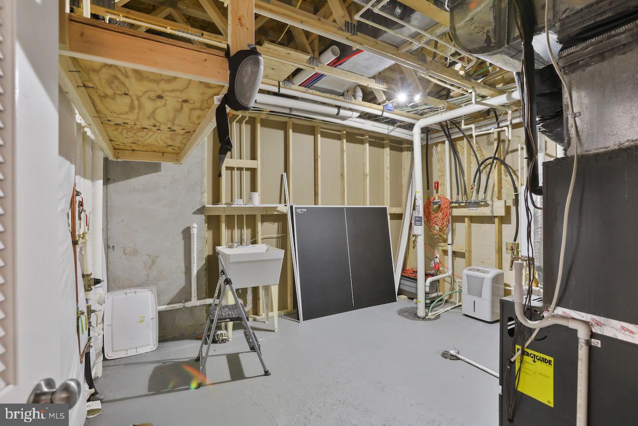 TANGLEWOOD - Residential