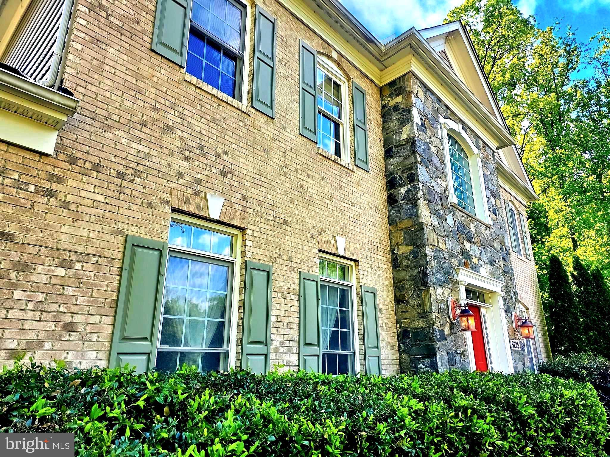 9205 FOREST GREENS DRIVE