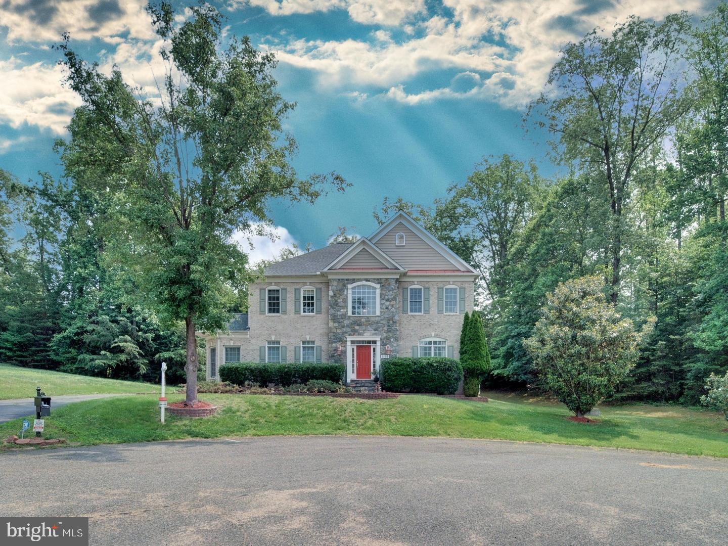 9205 FOREST GREENS DRIVE