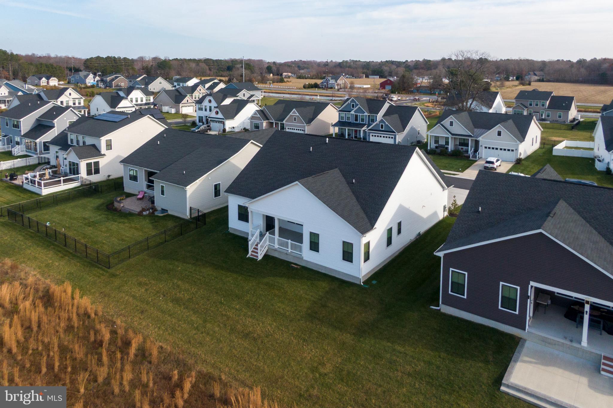 OCEAN MEADOWS - Residential