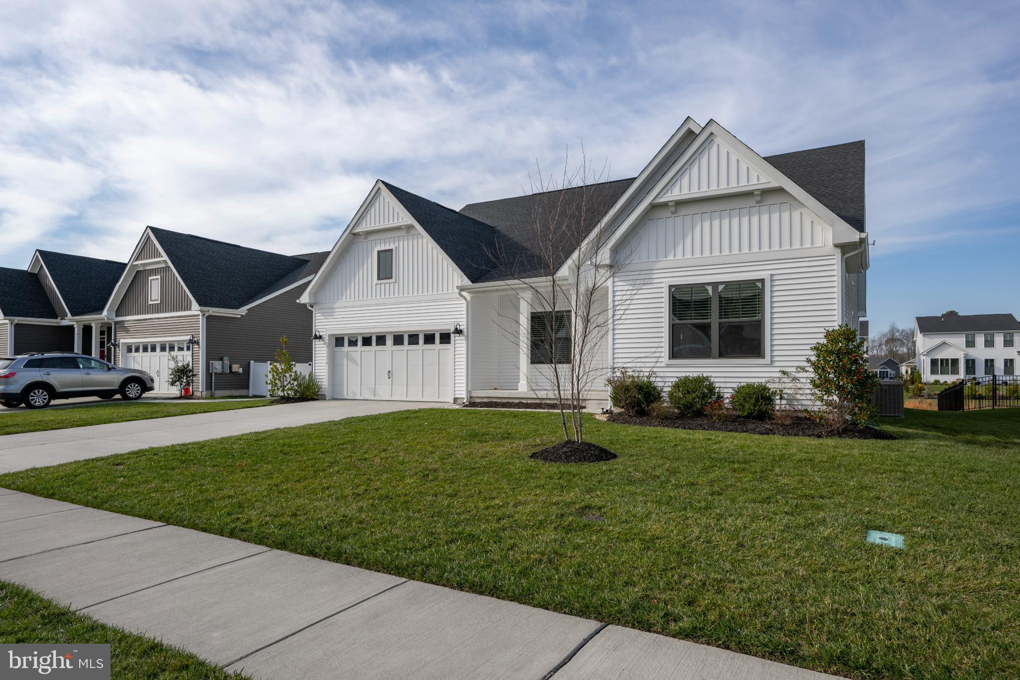 OCEAN MEADOWS - Residential