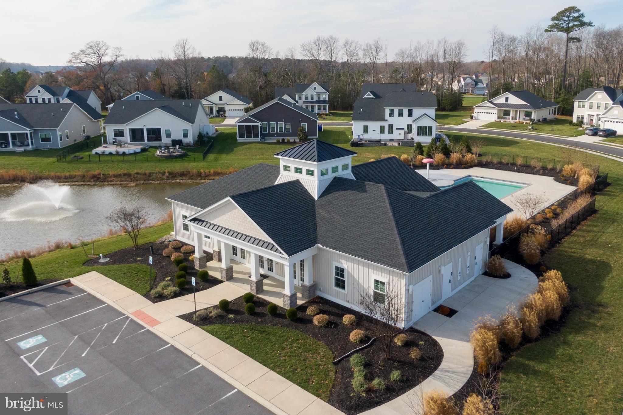 OCEAN MEADOWS - Residential