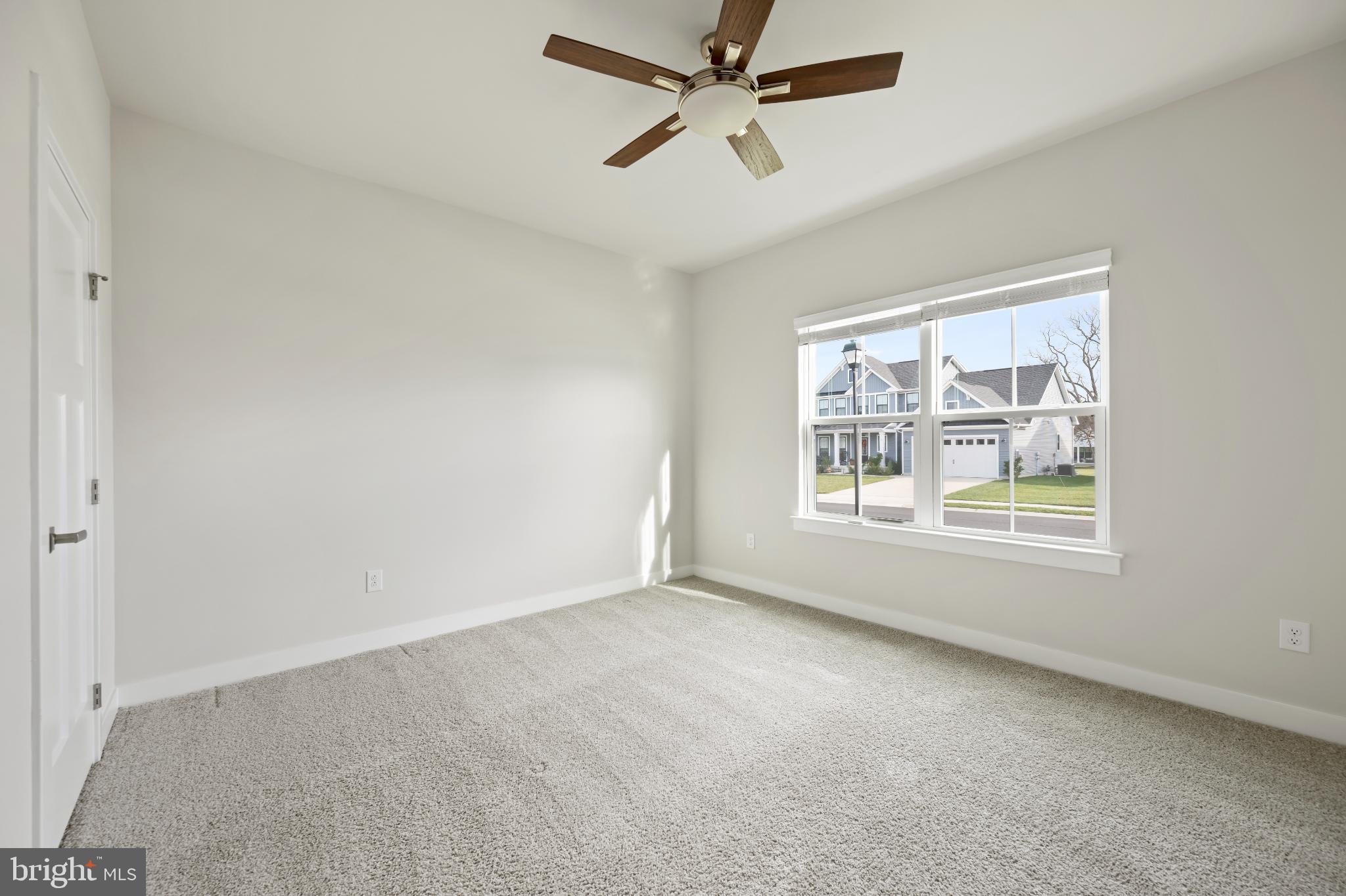 OCEAN MEADOWS - Residential