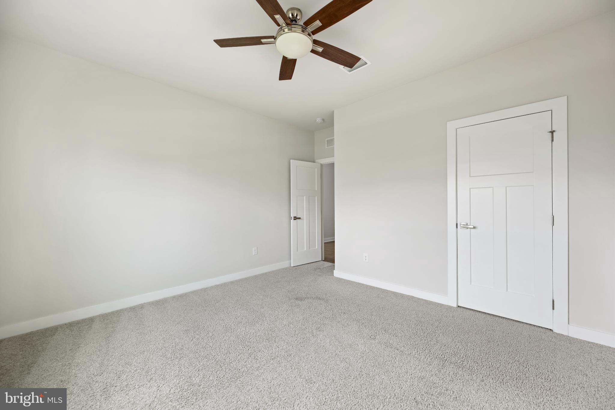 OCEAN MEADOWS - Residential