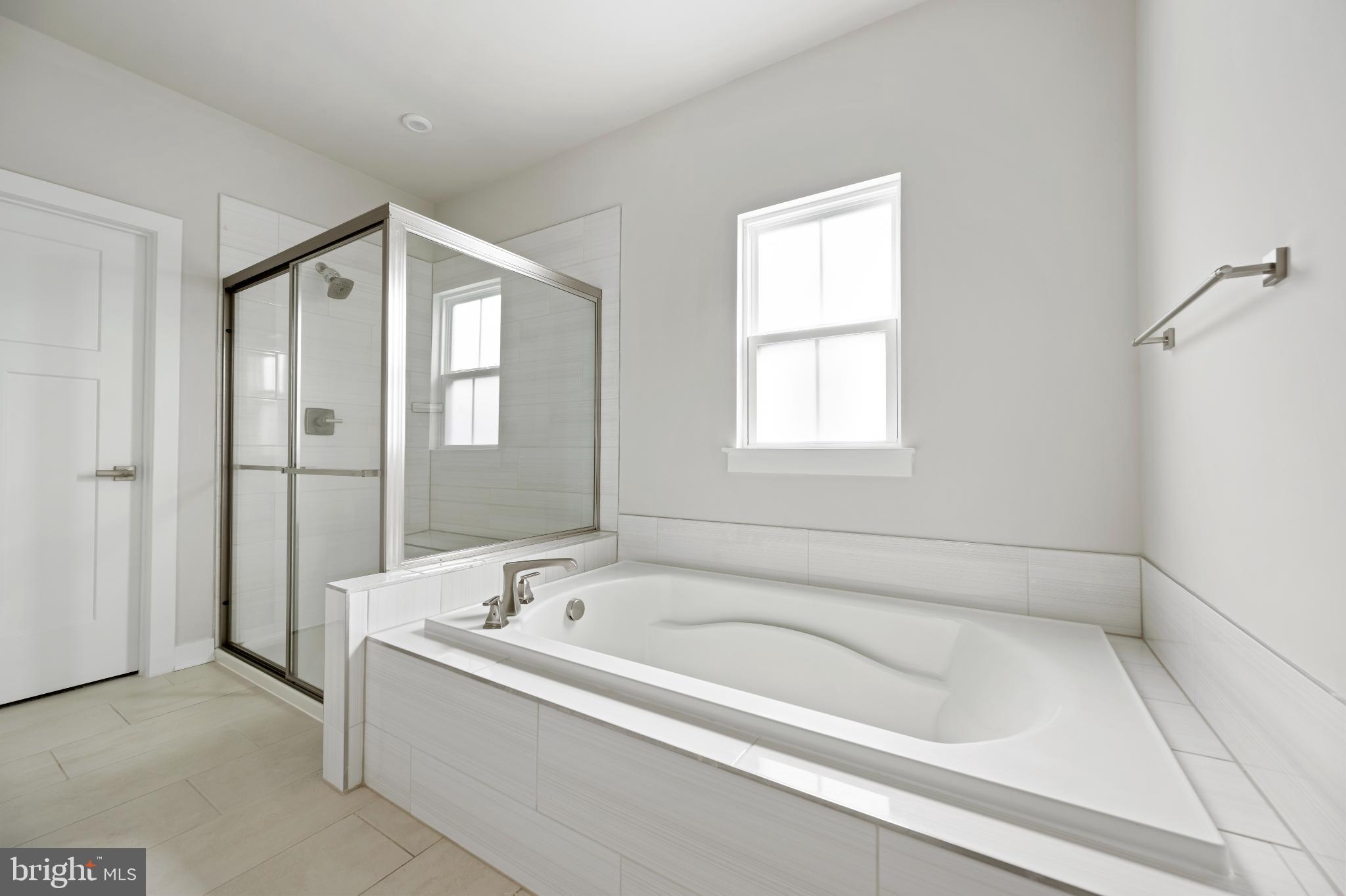 OCEAN MEADOWS - Residential